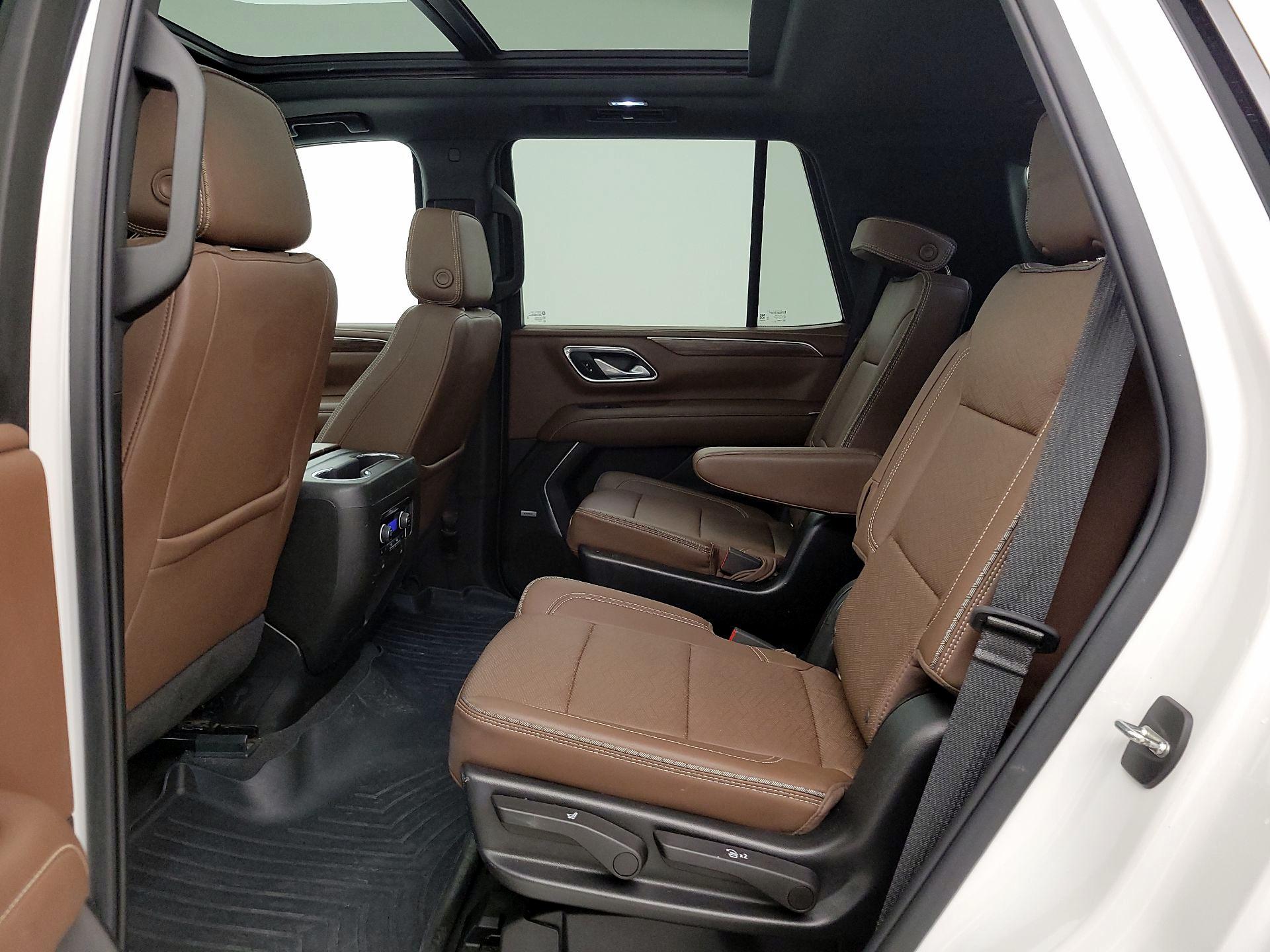 Thumbnail: 2022 Chevrolet Tahoe - 20