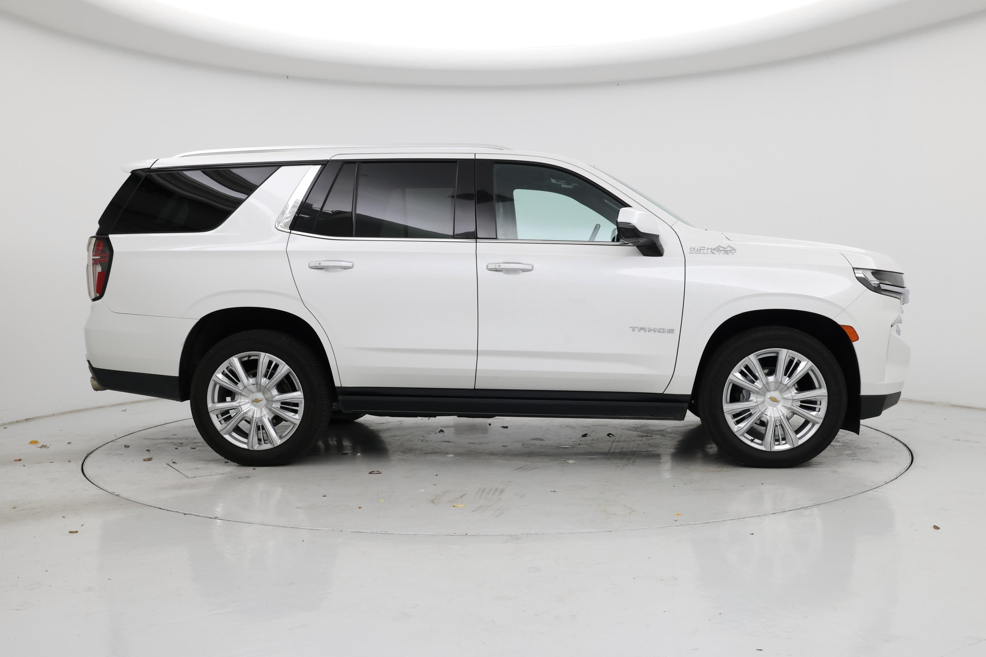 Thumbnail: 2022 Chevrolet Tahoe - 7