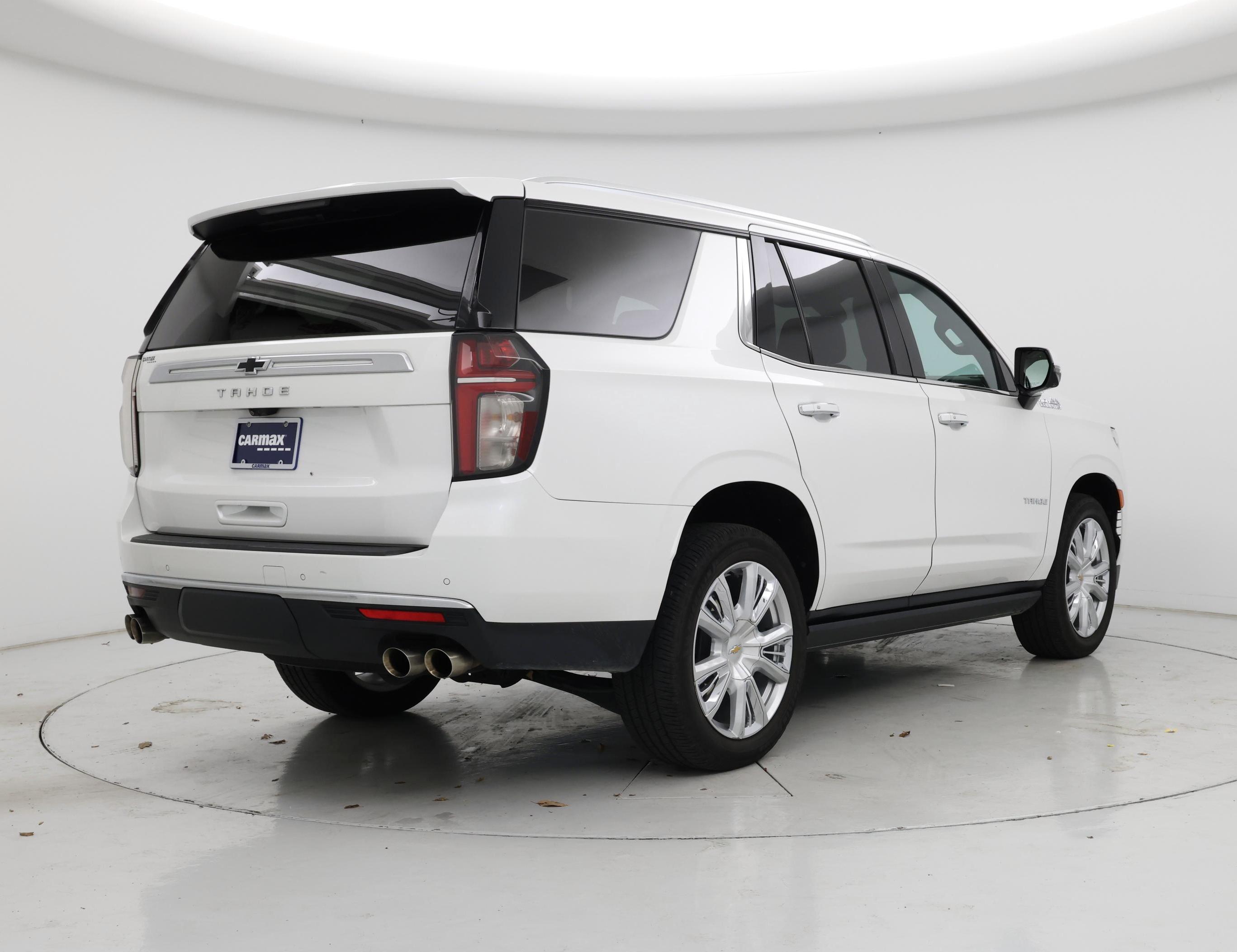 Thumbnail: 2022 Chevrolet Tahoe - 8