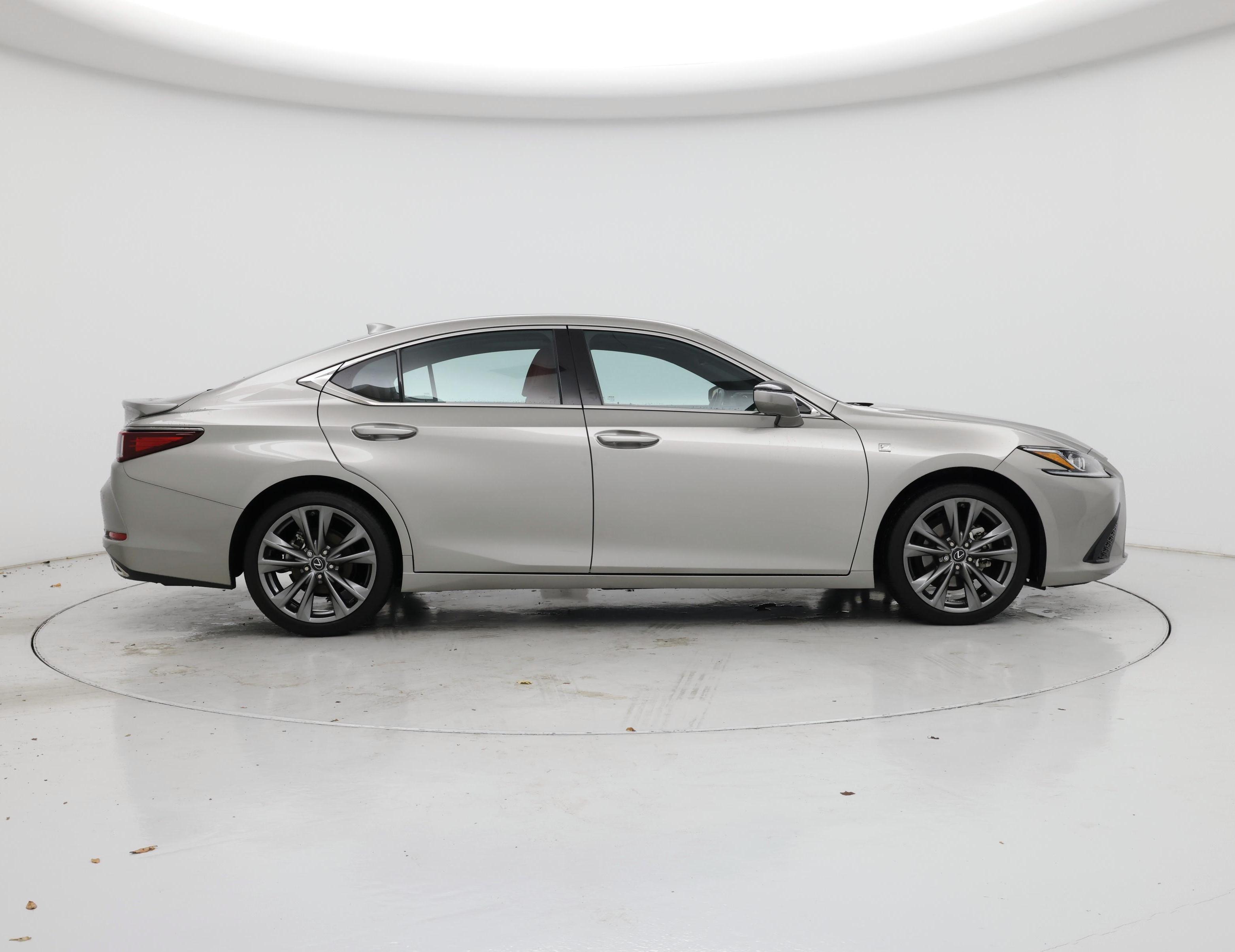 Thumbnail: 2019 Lexus ES - 7