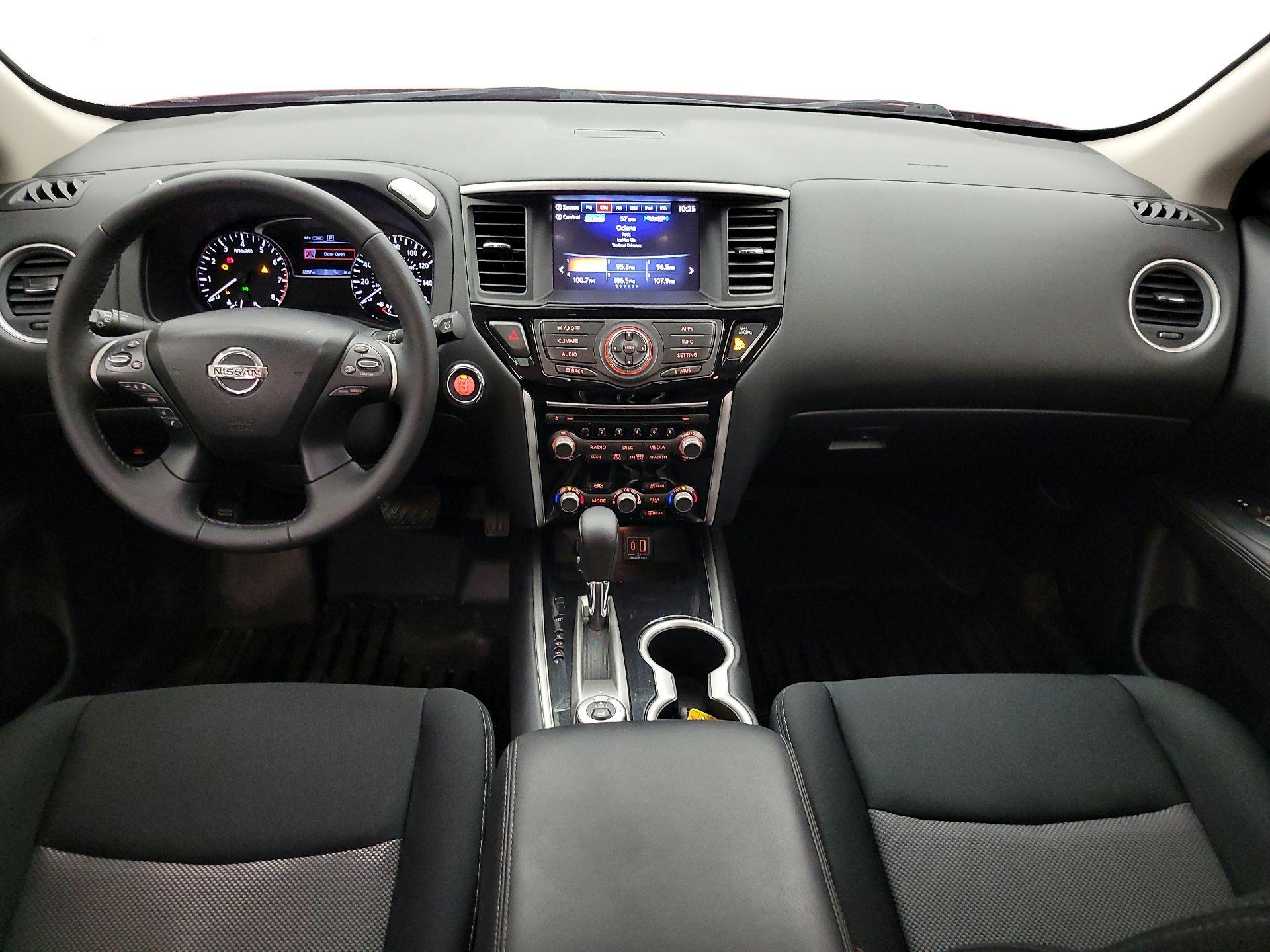 Thumbnail: 2019 Nissan Pathfinder - 9