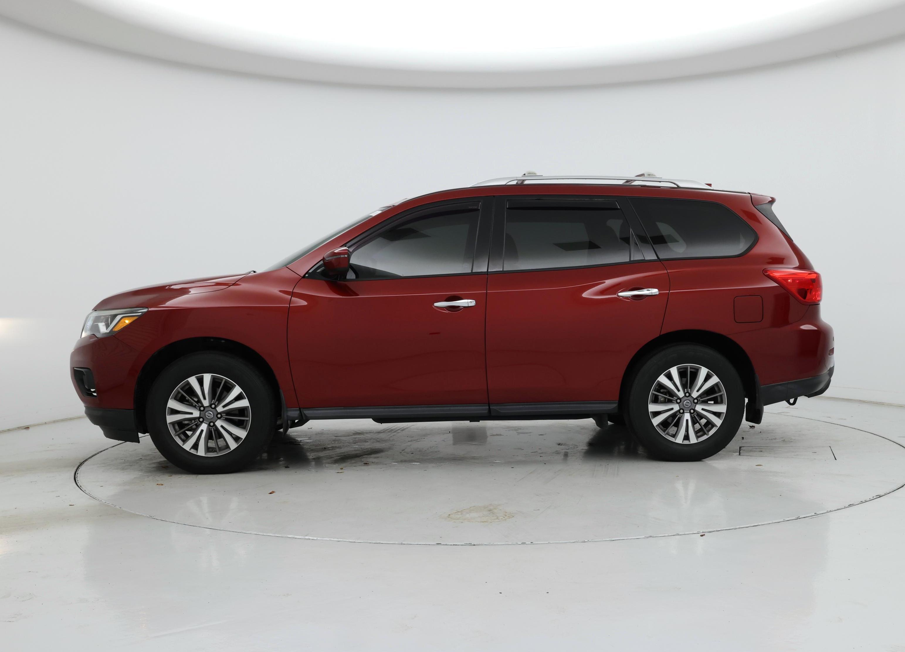 Thumbnail: 2019 Nissan Pathfinder - 3