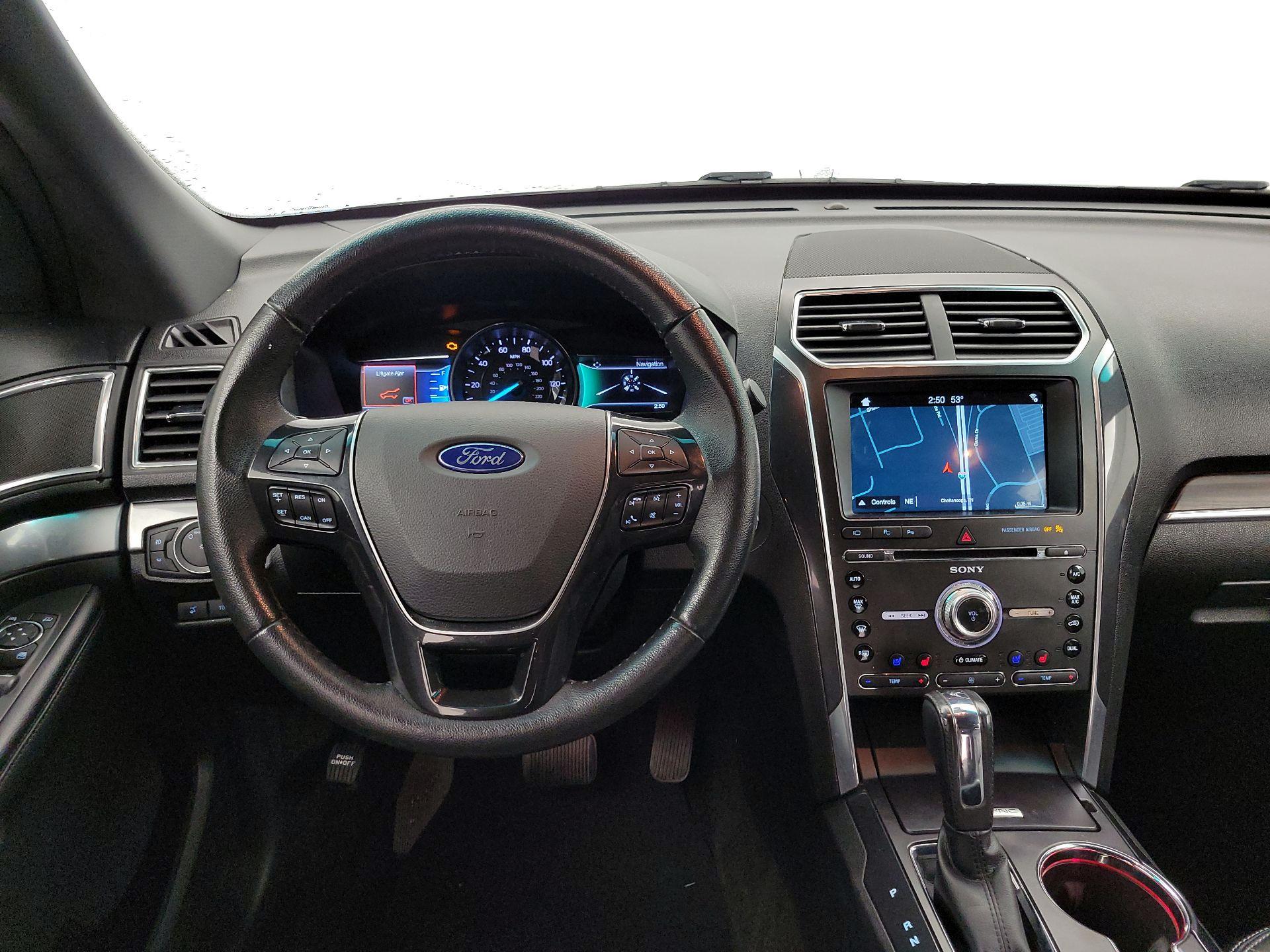 Thumbnail: 2017 Ford Explorer - 10