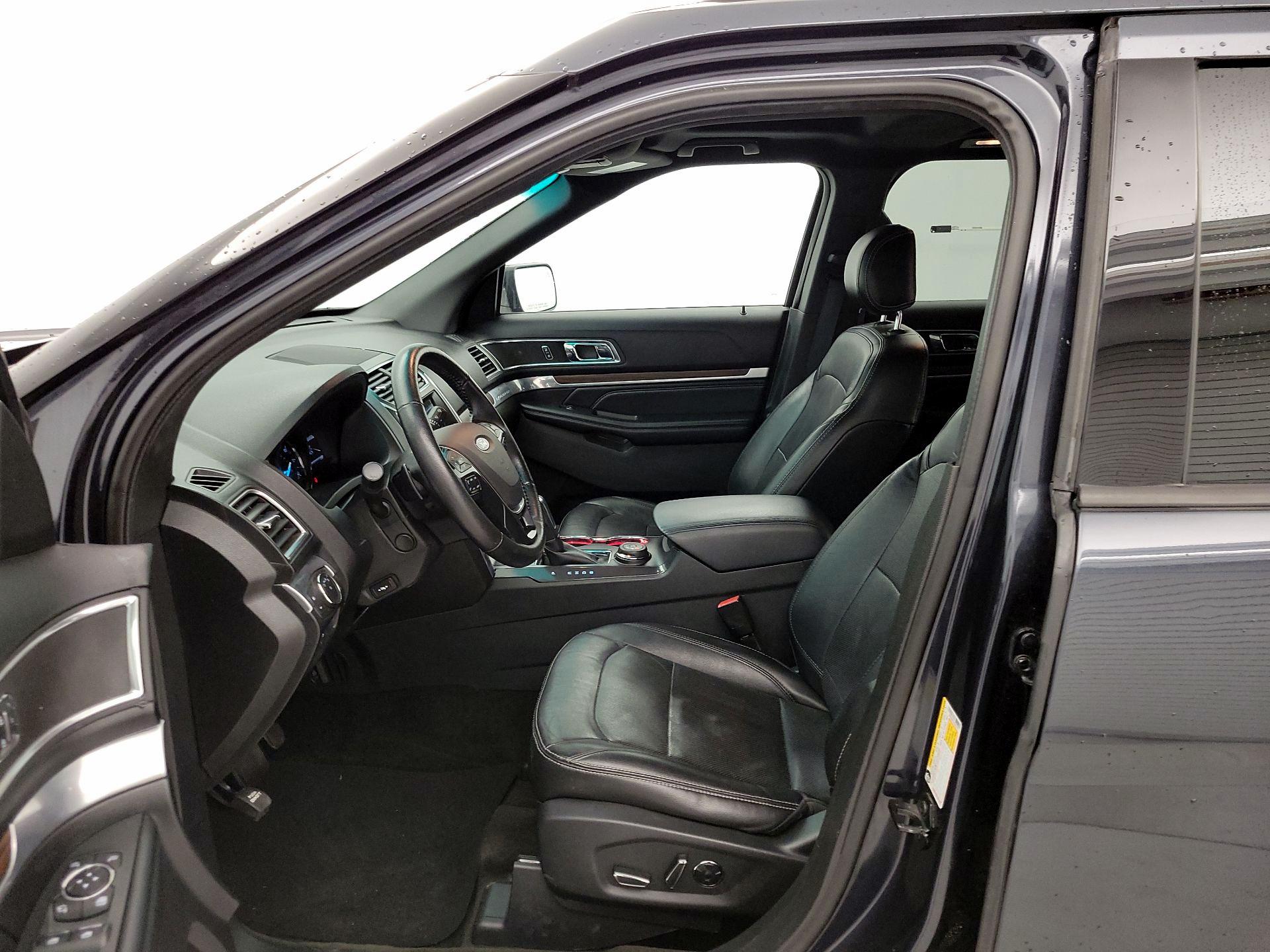 Thumbnail: 2017 Ford Explorer - 11