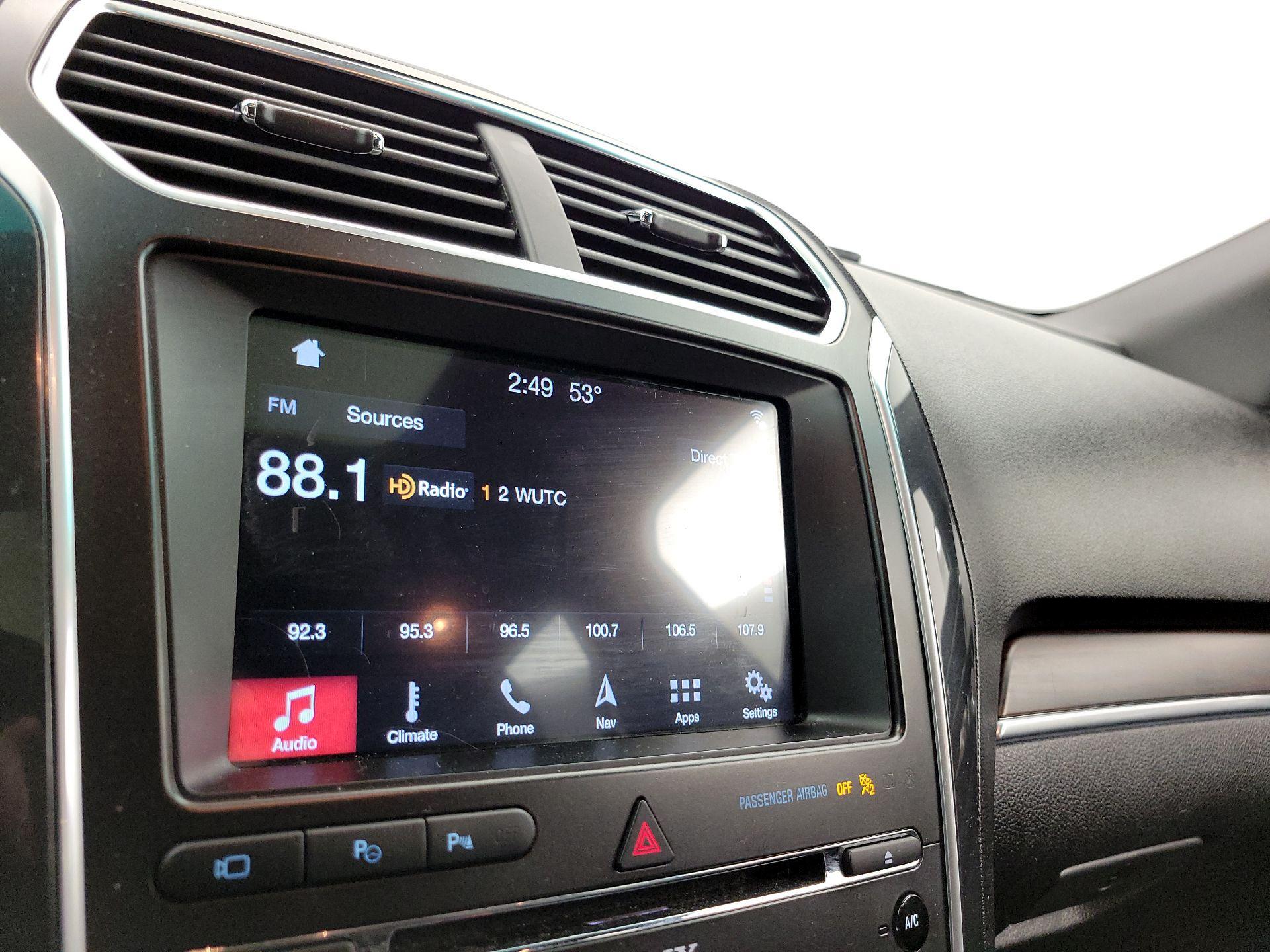 Thumbnail: 2017 Ford Explorer - 16