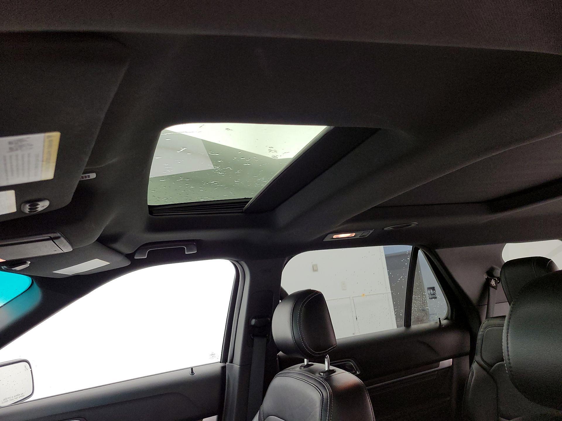 Thumbnail: 2017 Ford Explorer - 20