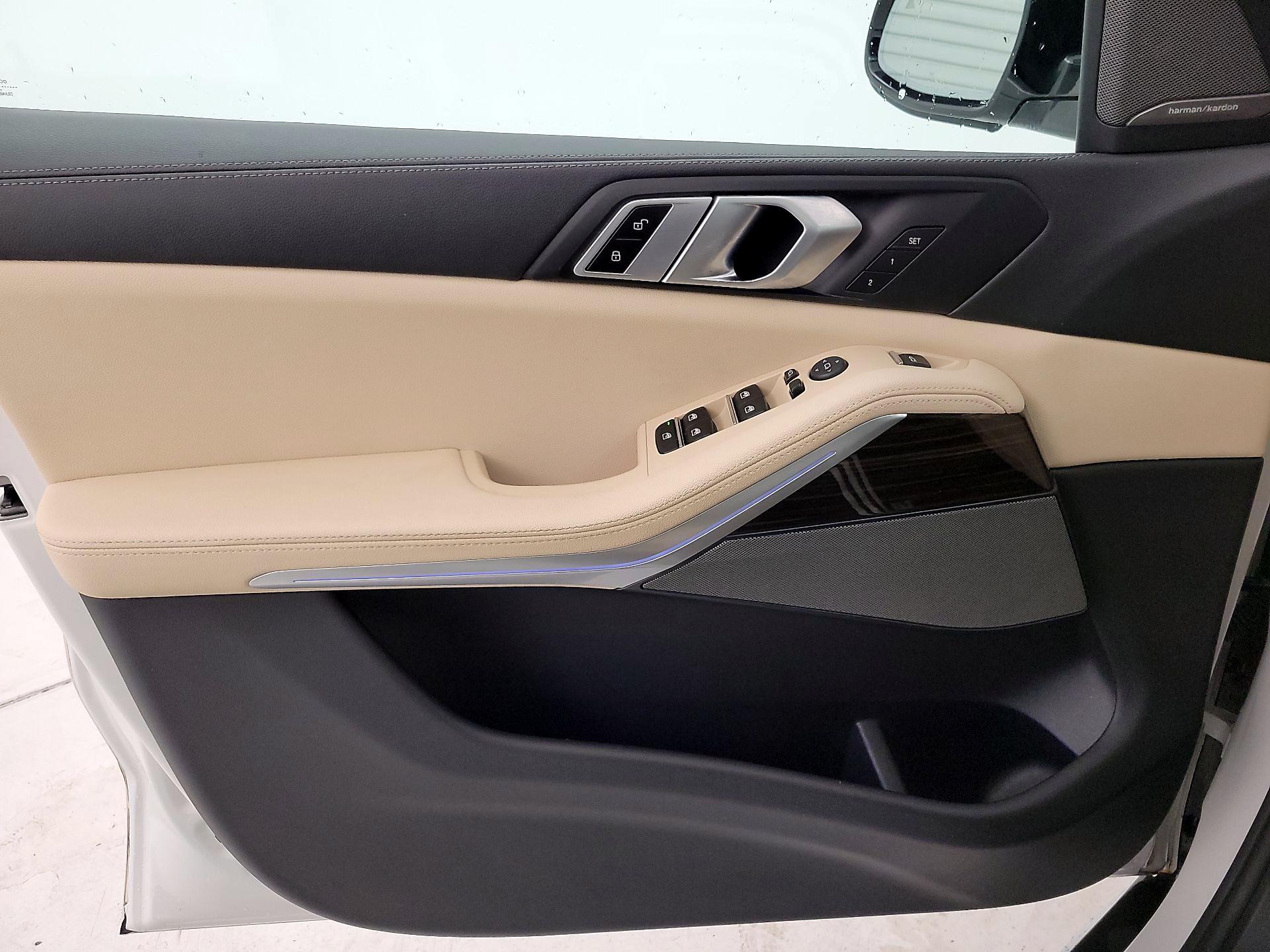 Thumbnail: 2020 BMW X5 - 12