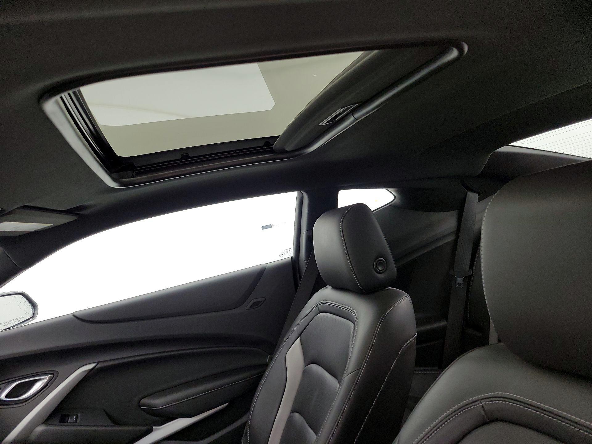 Thumbnail: 2020 Chevrolet Camaro - 19