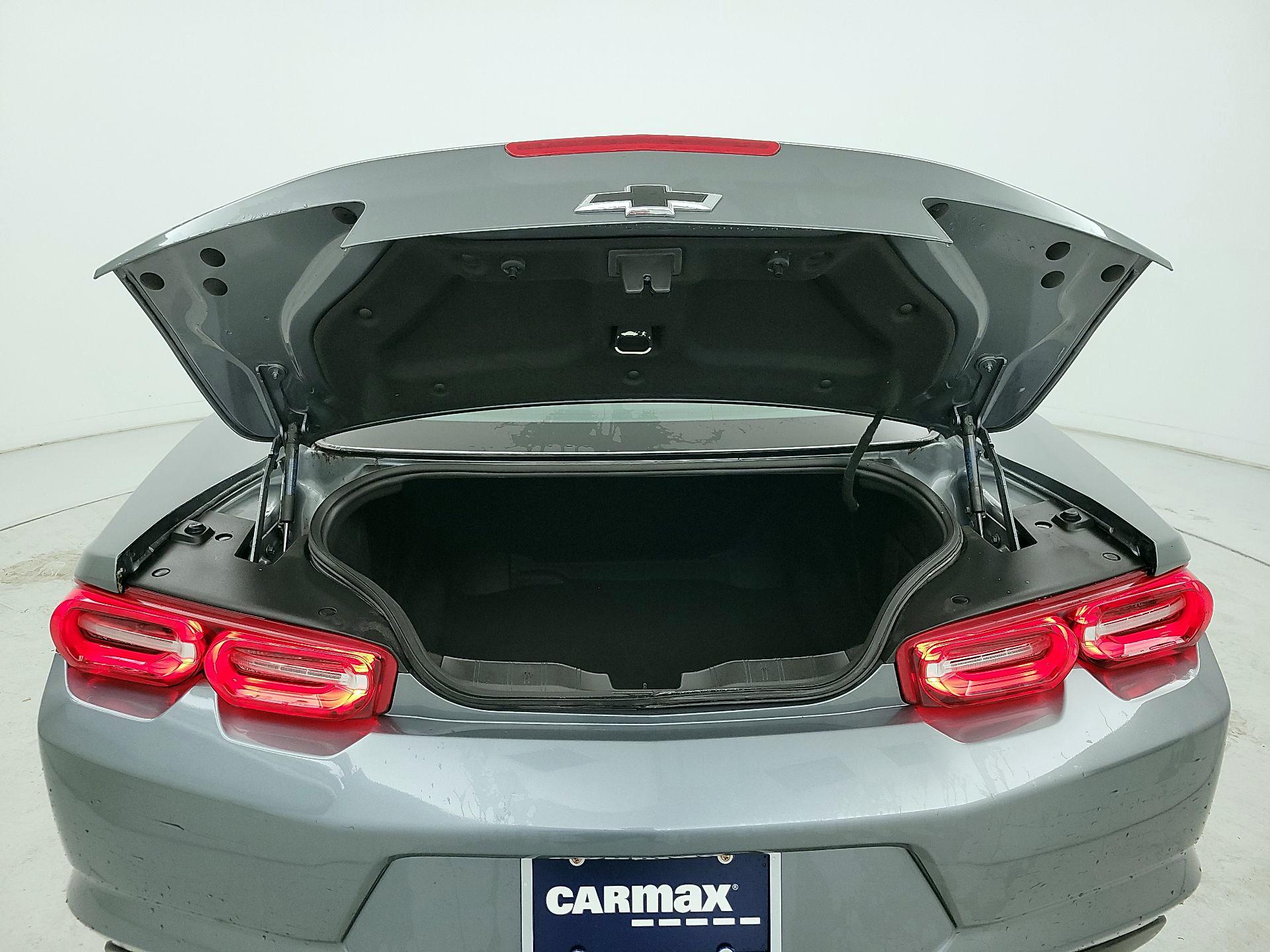 Thumbnail: 2020 Chevrolet Camaro - 20