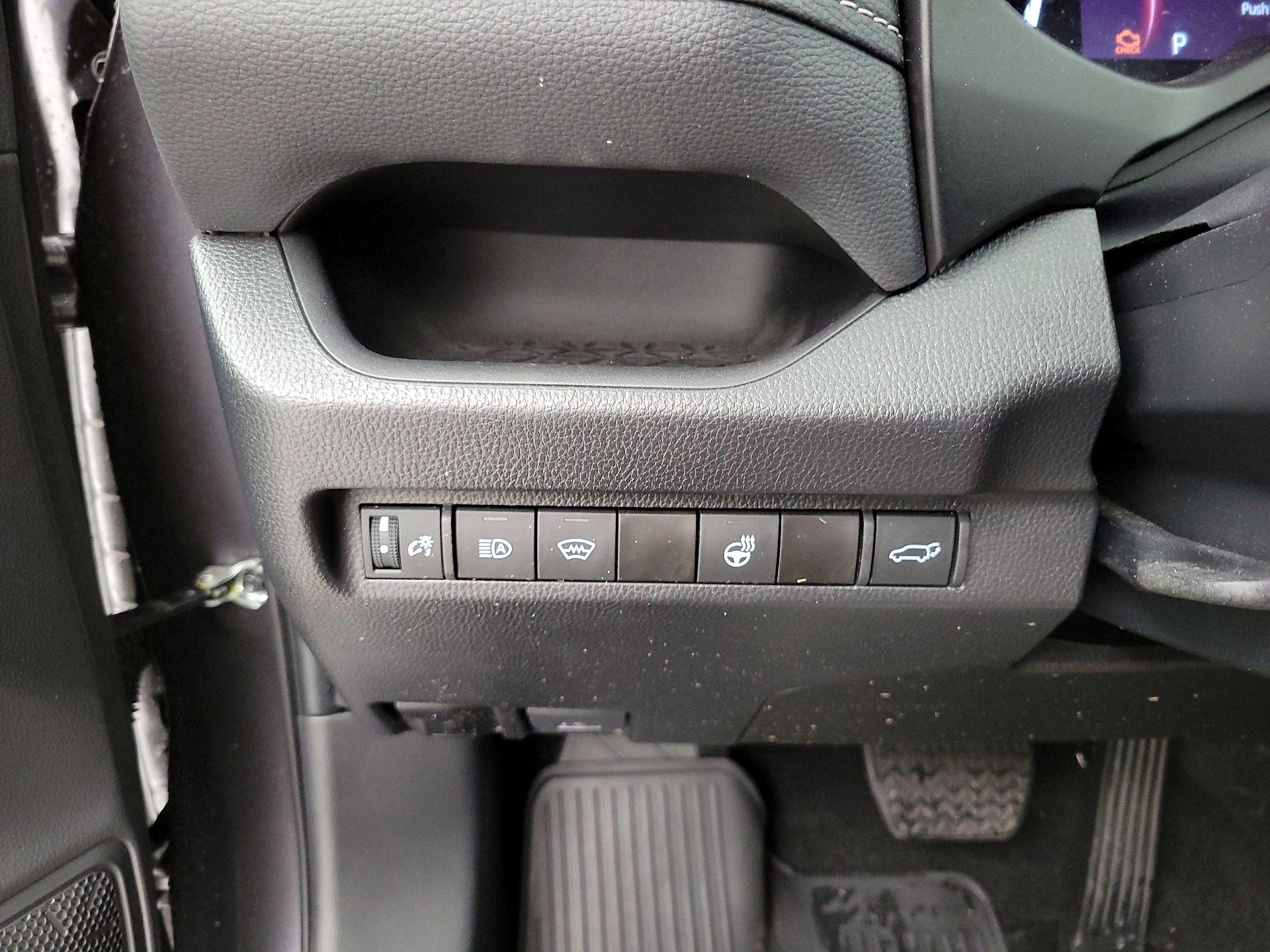 Thumbnail: 2024 Toyota RAV4 - 13