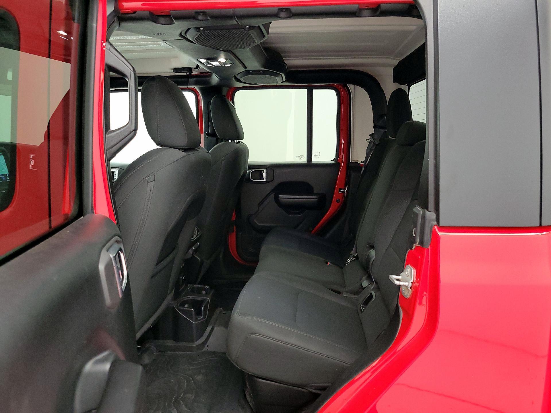 Thumbnail: 2021 Jeep Gladiator - 20