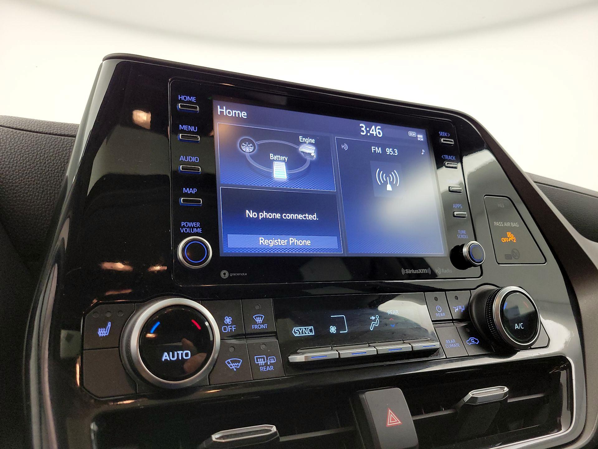 Thumbnail: 2021 Toyota Highlander - 15