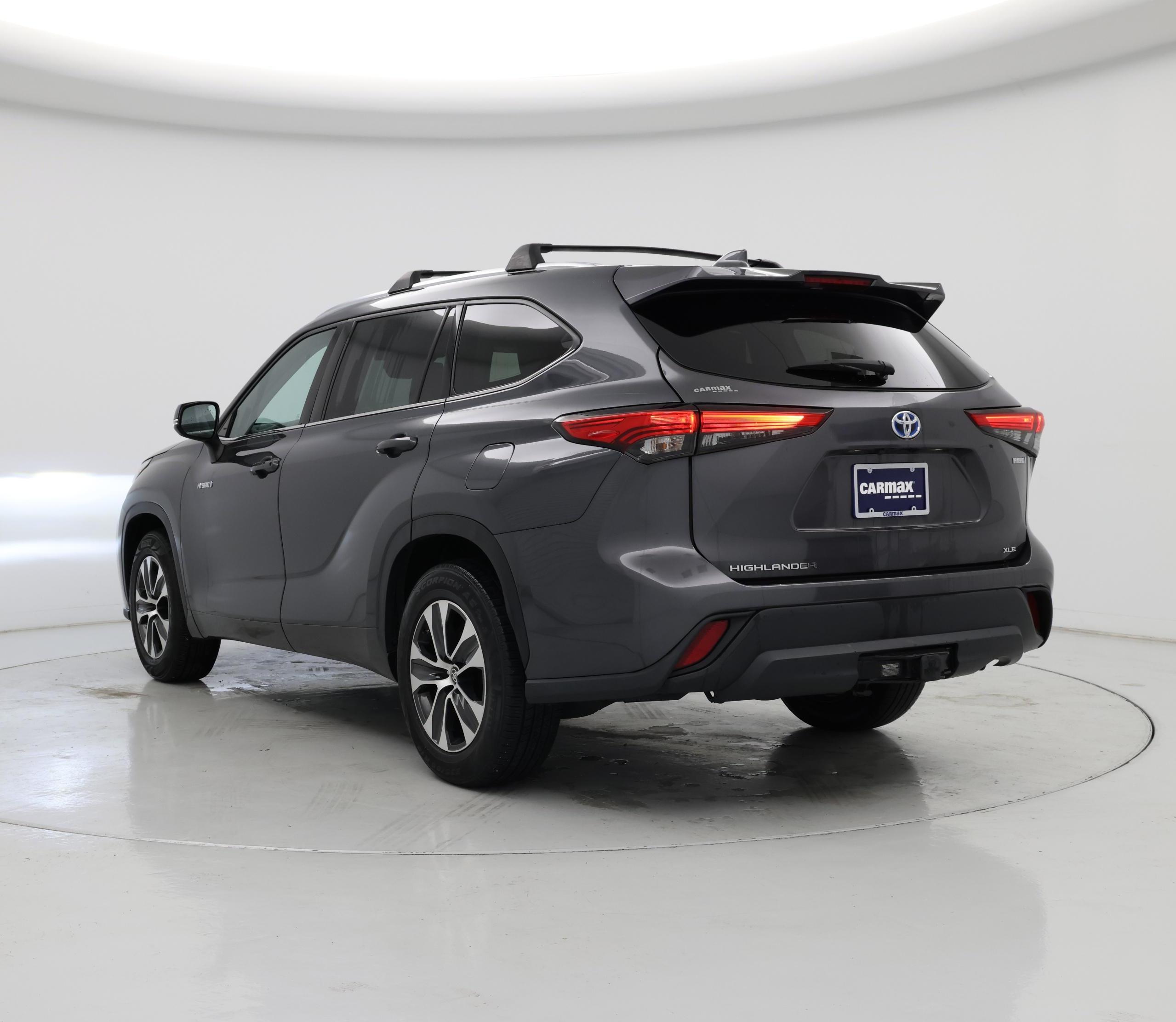 Thumbnail: 2021 Toyota Highlander - 2