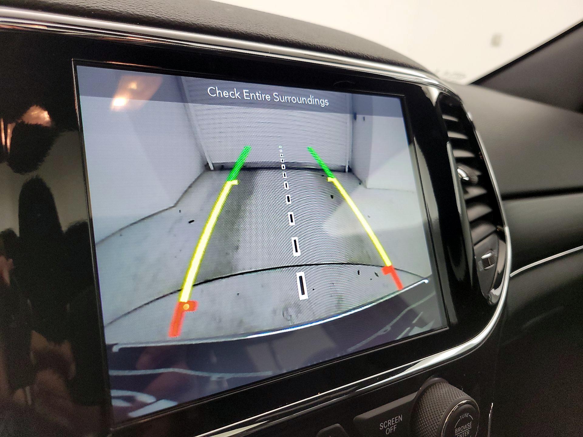 Thumbnail: 2019 Jeep Grand Cherokee - 15