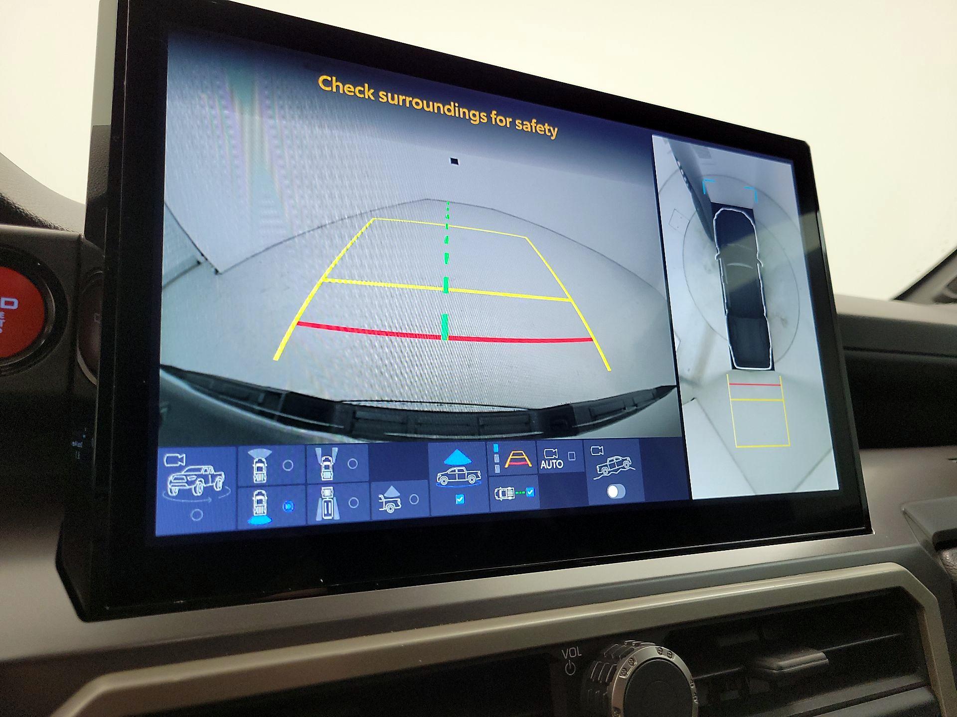 Thumbnail: 2024 Toyota Tacoma - 14