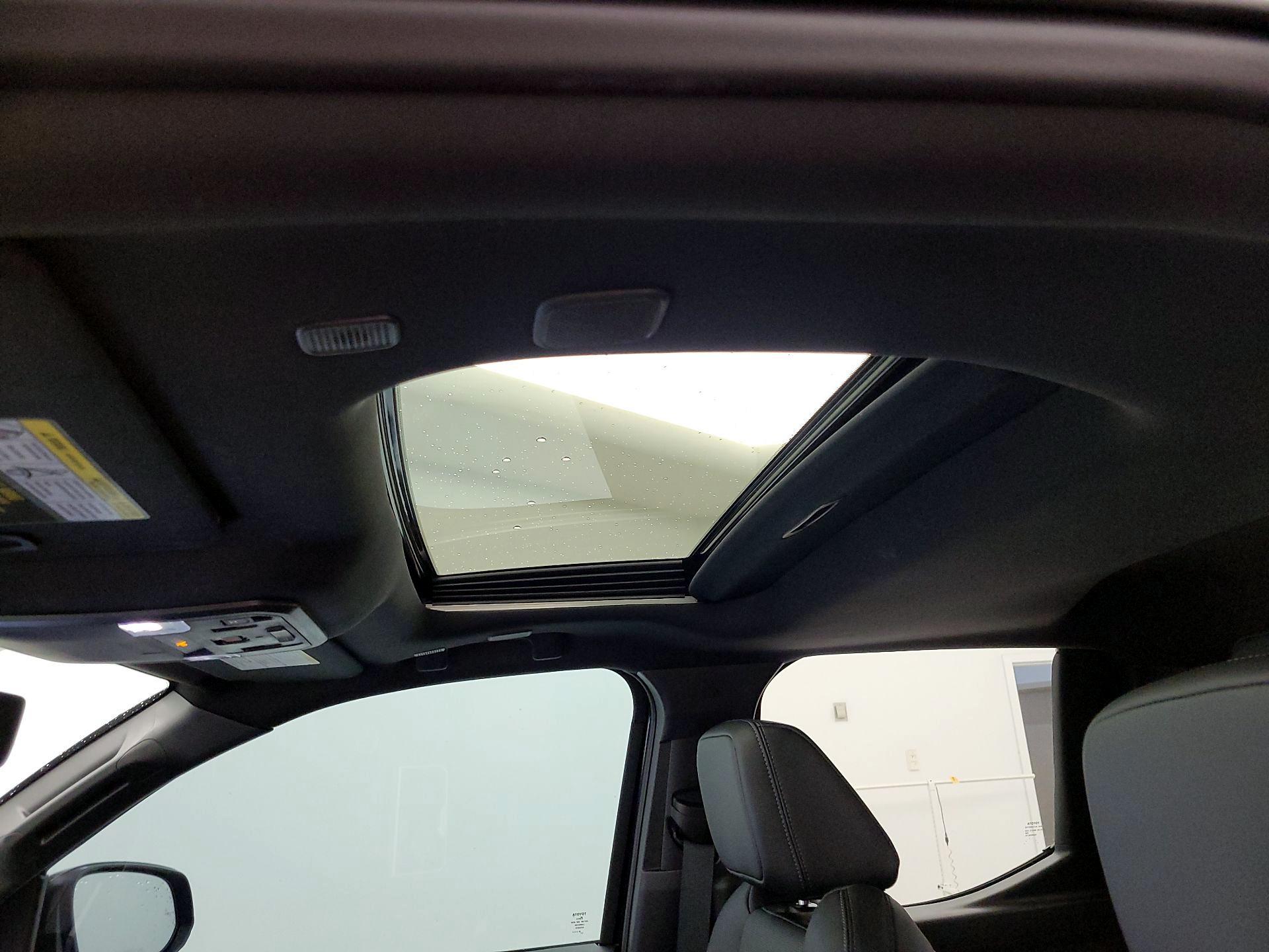 Thumbnail: 2024 Toyota Tacoma - 19