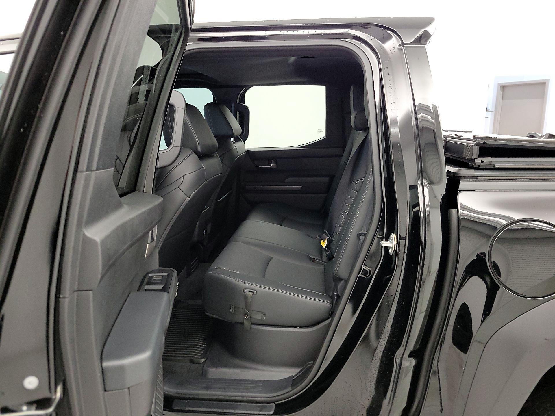 Thumbnail: 2024 Toyota Tacoma - 20