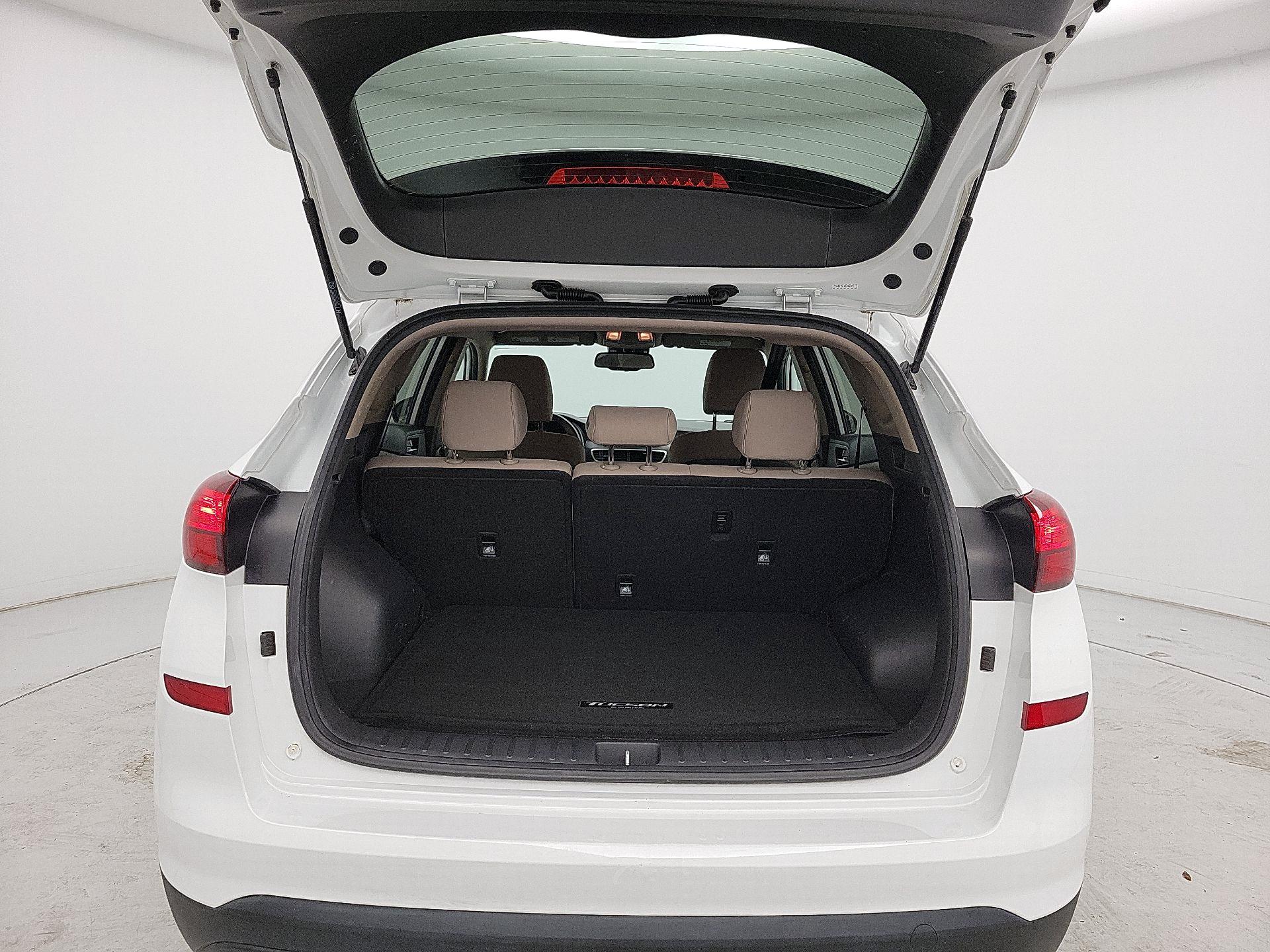 Thumbnail: 2020 Hyundai Tucson - 20