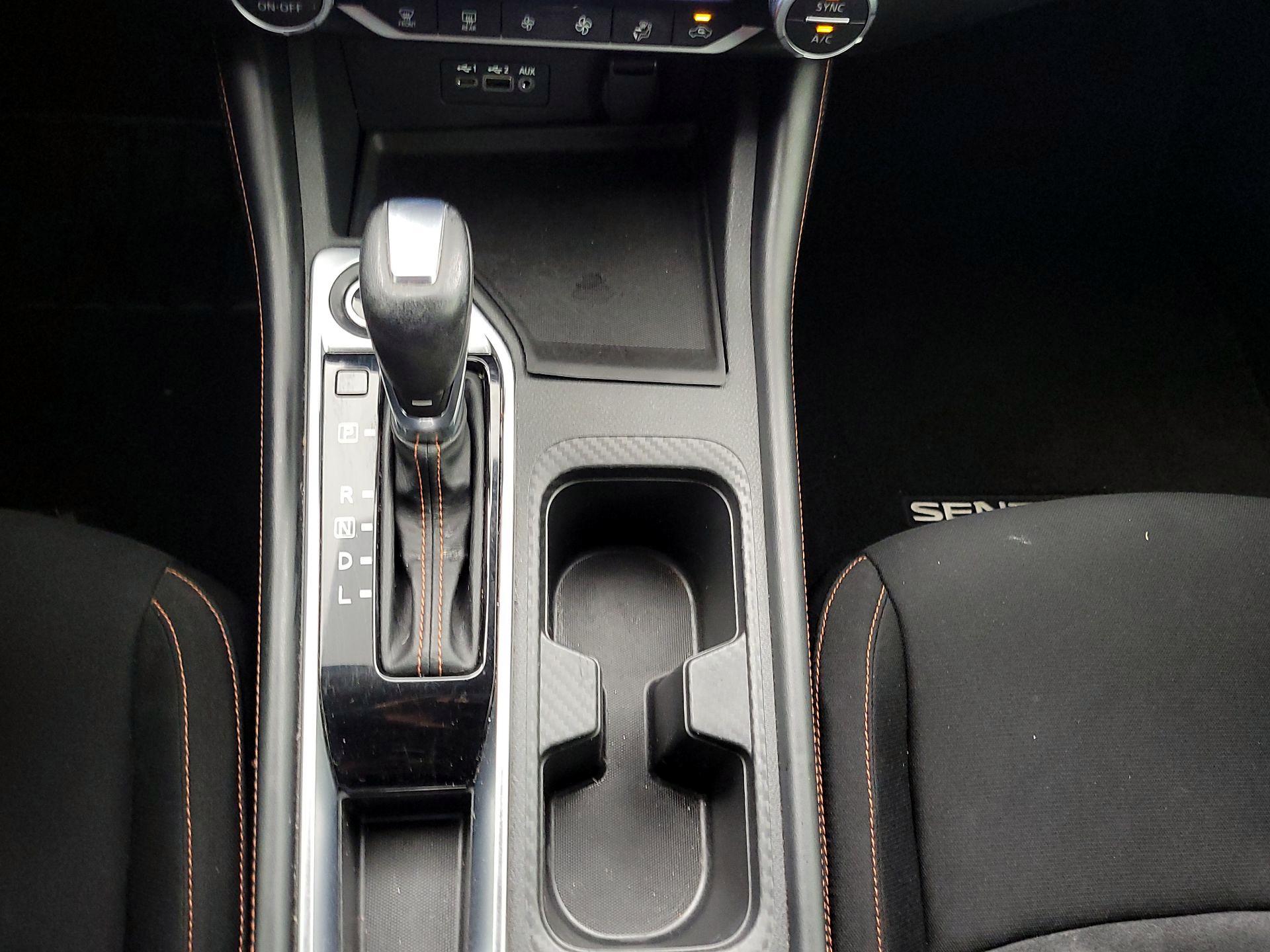 Thumbnail: 2020 Nissan Sentra - 17