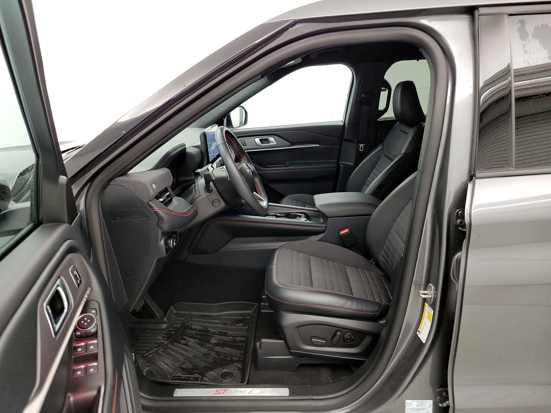 Thumbnail: 2025 Ford Explorer - 11