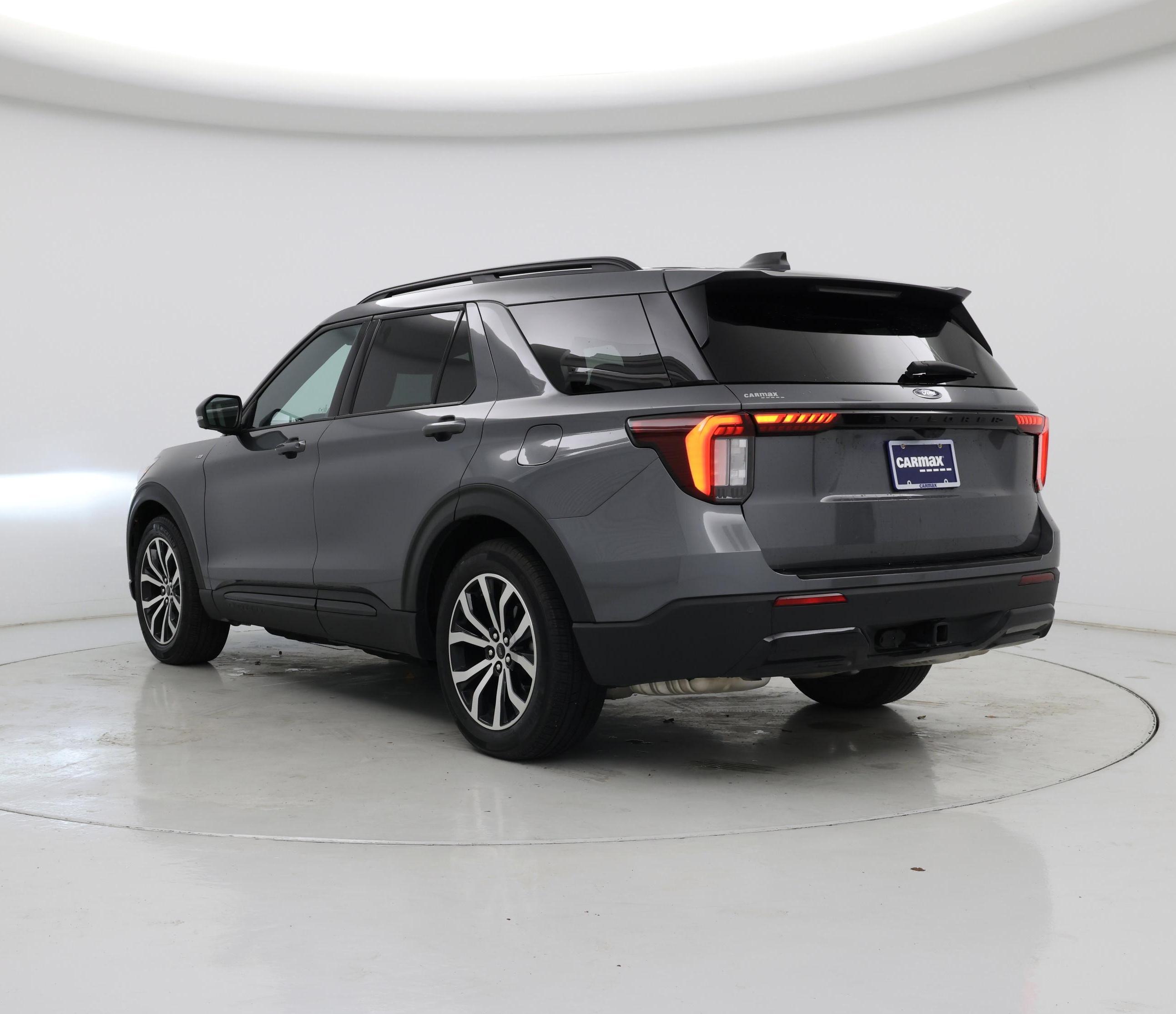 Thumbnail: 2025 Ford Explorer - 2