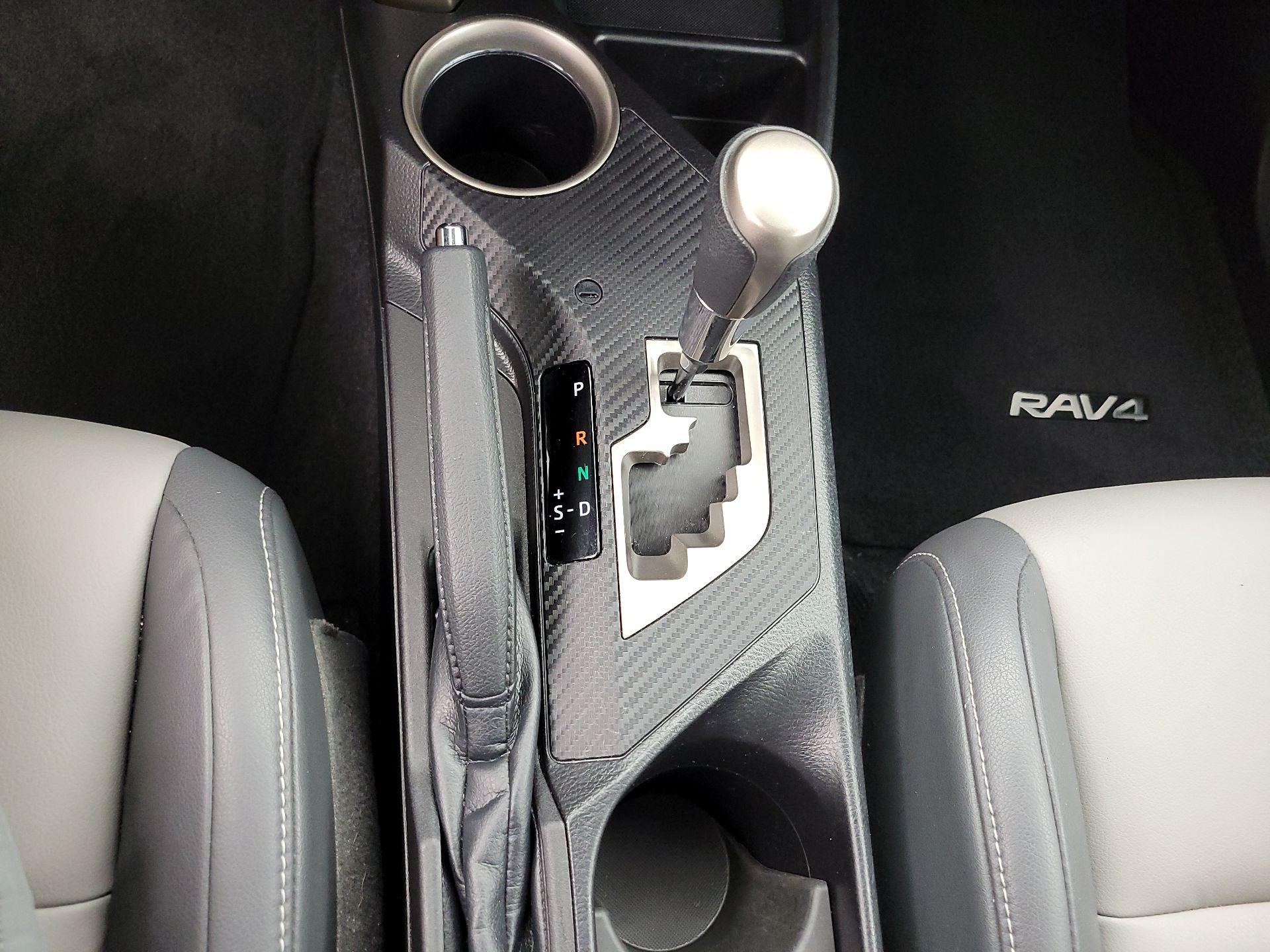 Thumbnail: 2014 Toyota RAV4 - 18