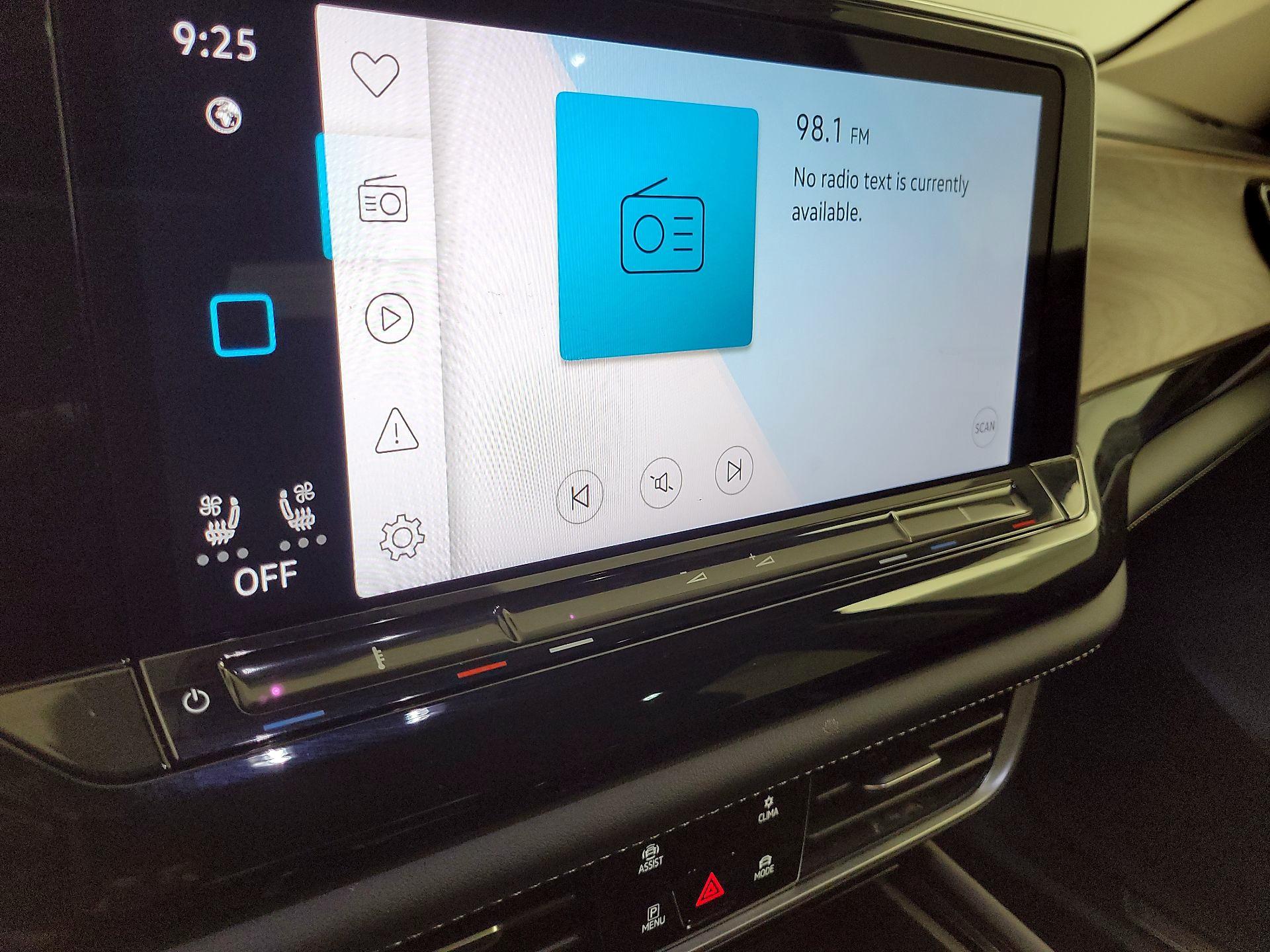 Thumbnail: 2024 Volkswagen Atlas - 16