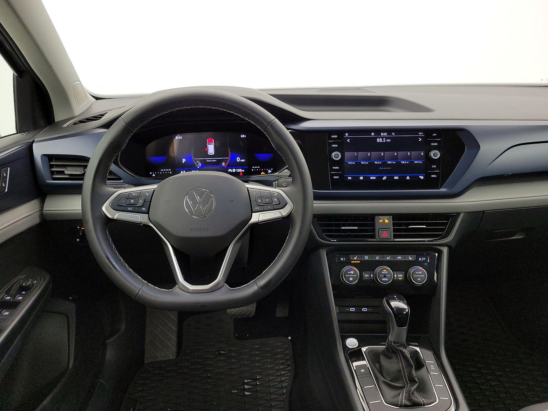 Thumbnail: 2024 Volkswagen Taos - 10