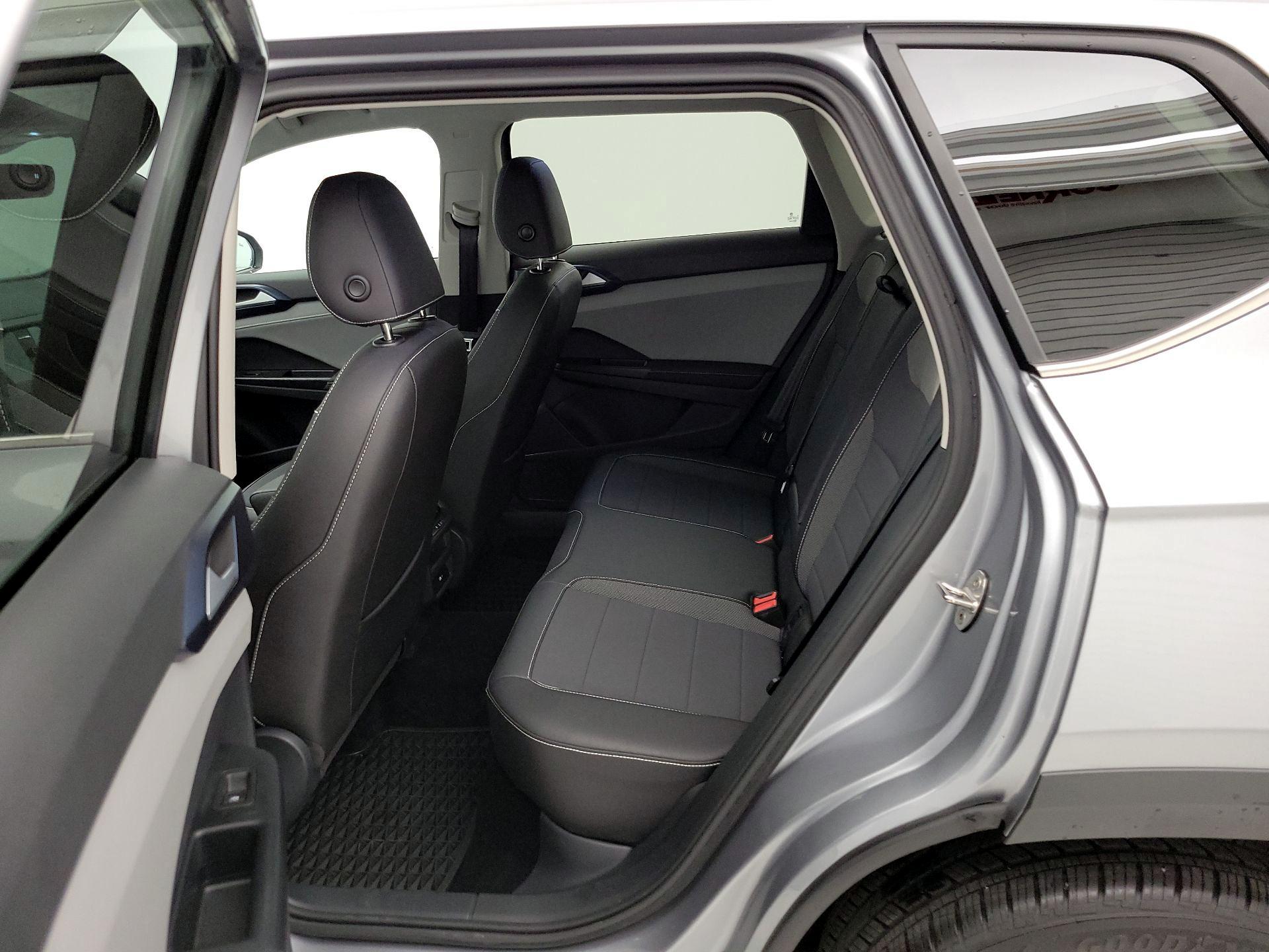 Thumbnail: 2024 Volkswagen Taos - 20