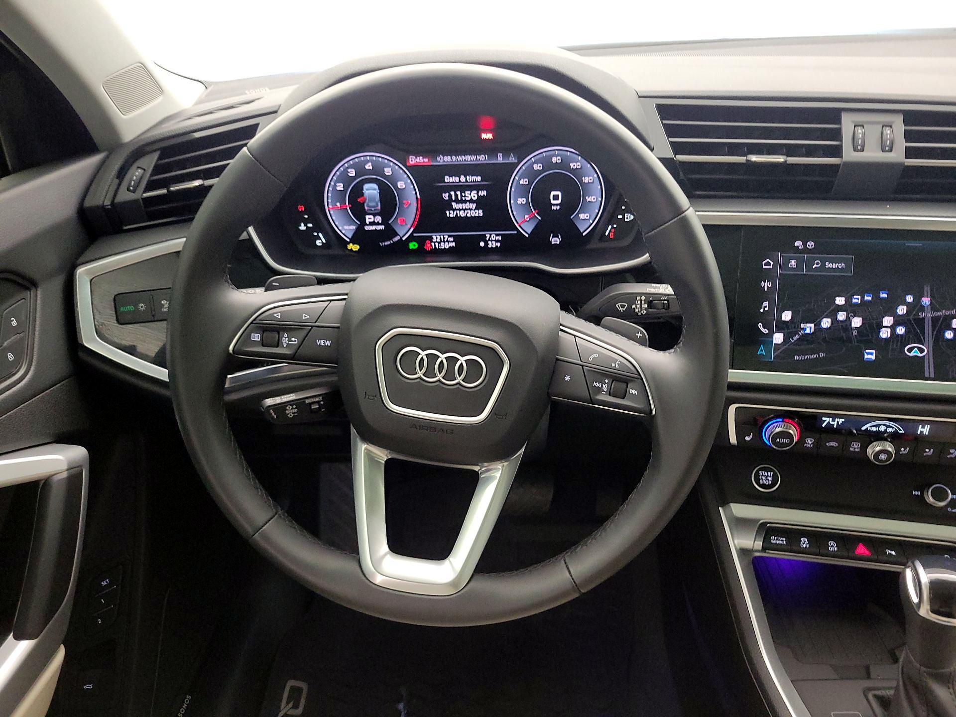 Thumbnail: 2024 Audi Q3 - 10