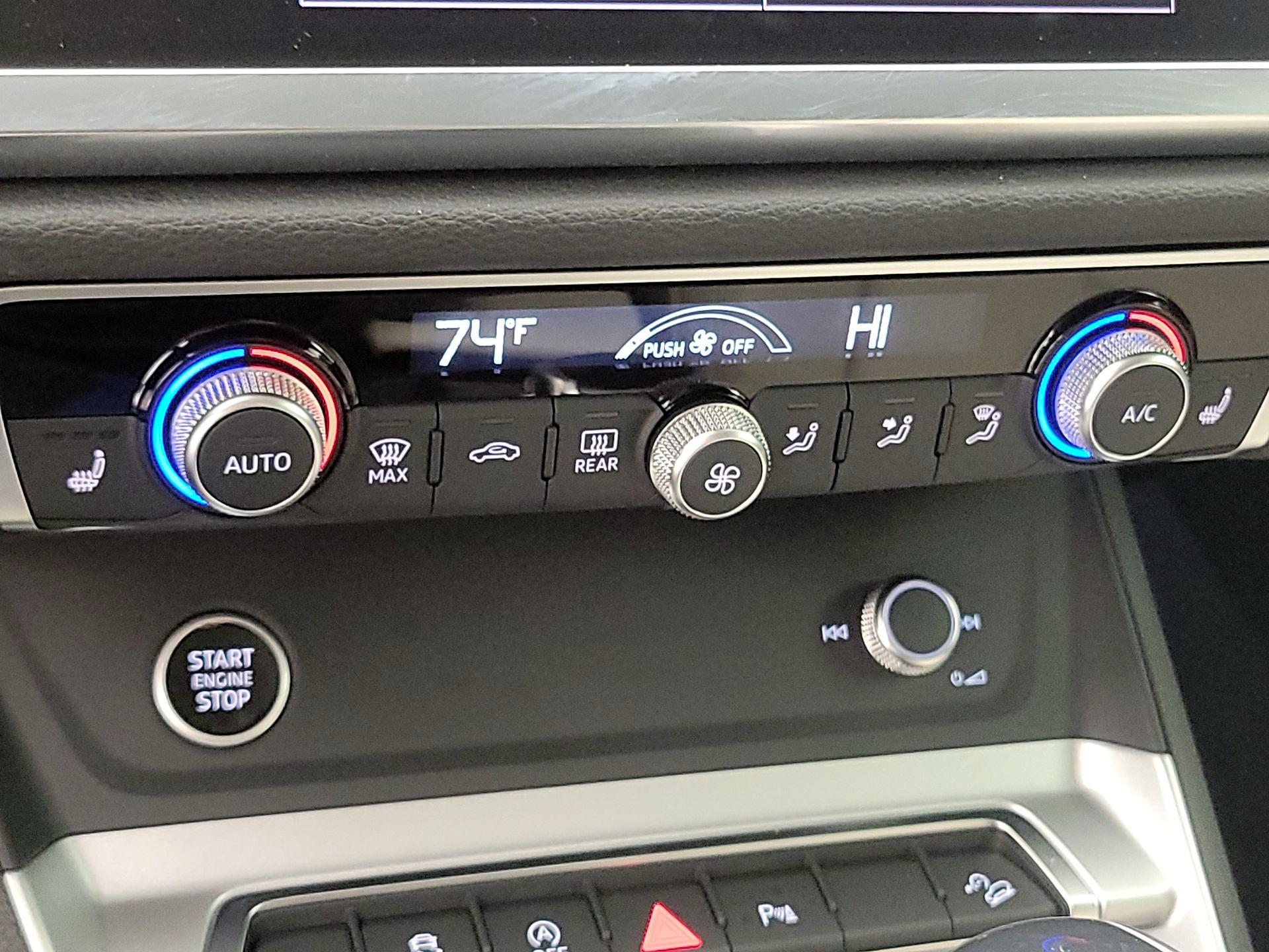 Thumbnail: 2024 Audi Q3 - 17