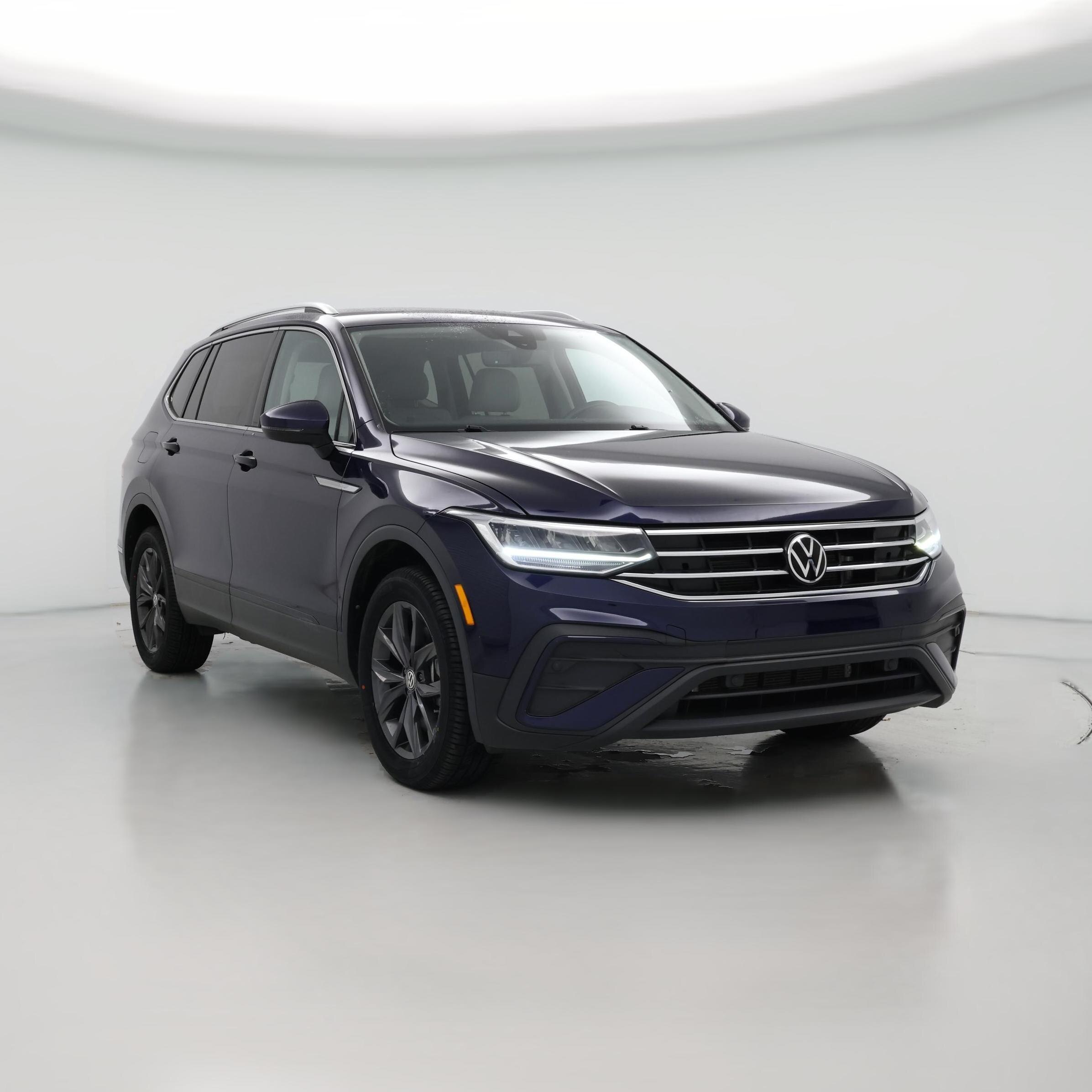 Thumbnail: 2023 Volkswagen Tiguan - 1