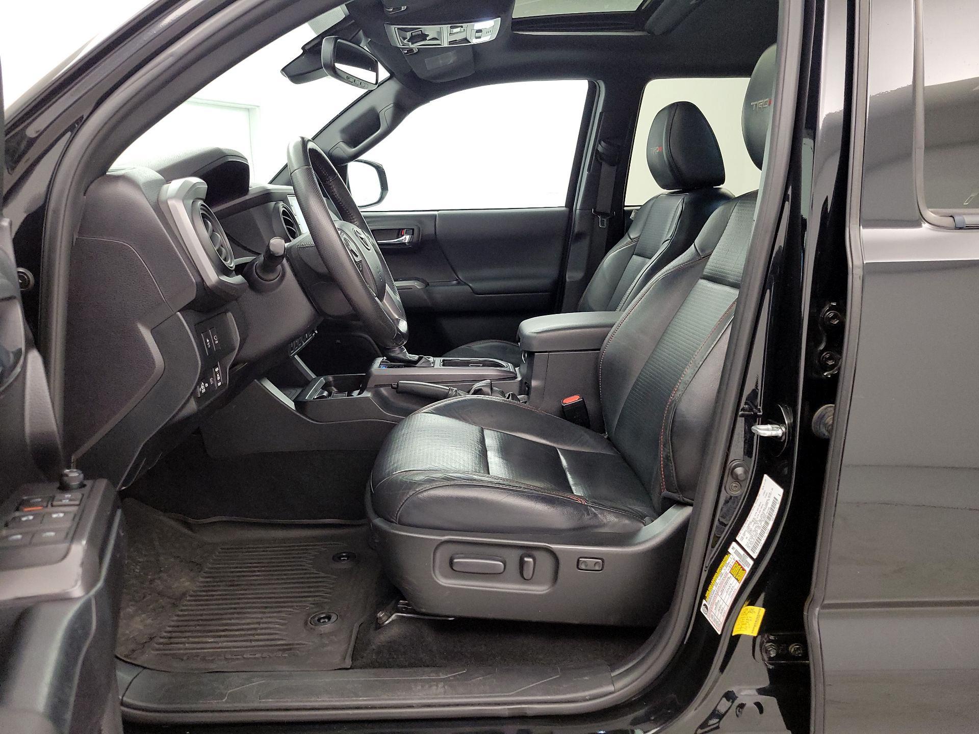 Thumbnail: 2021 Toyota Tacoma - 11