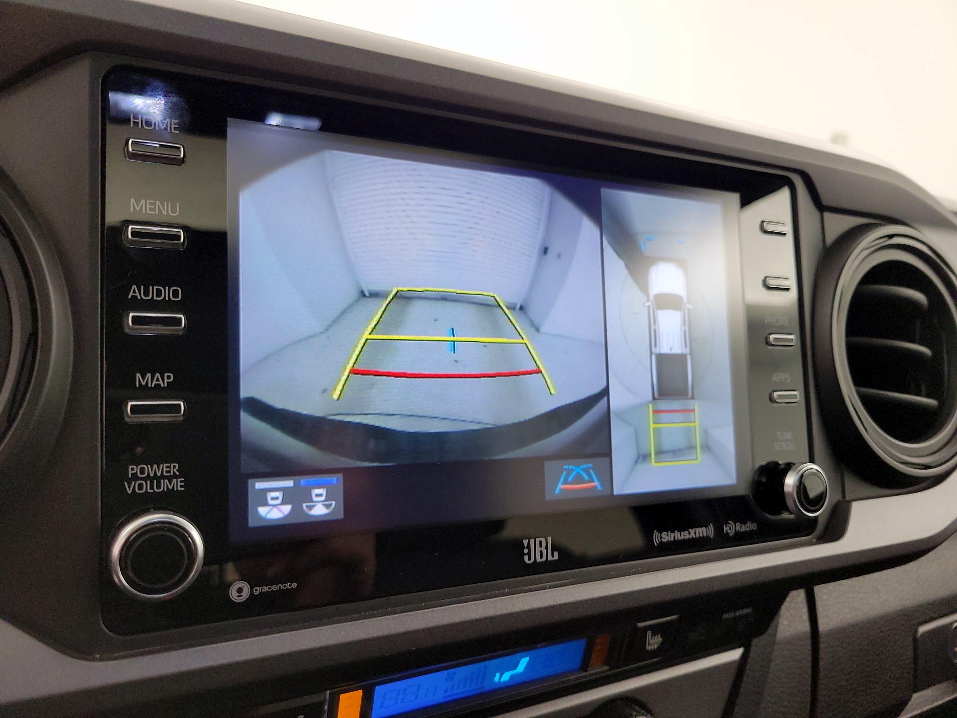 Thumbnail: 2021 Toyota Tacoma - 15