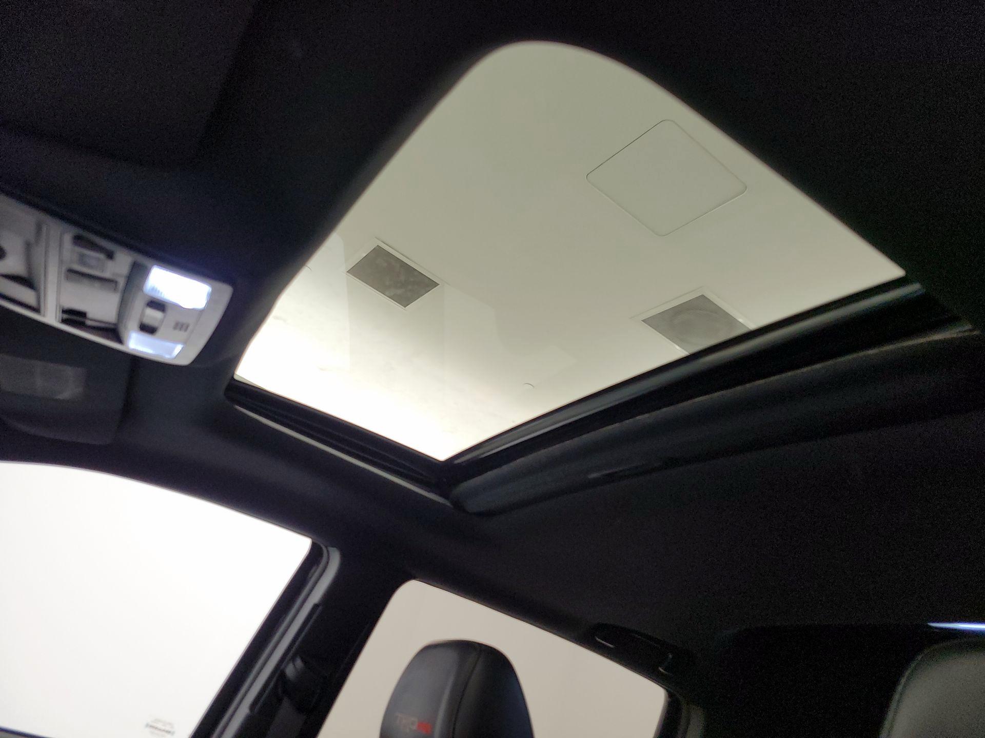 Thumbnail: 2021 Toyota Tacoma - 20