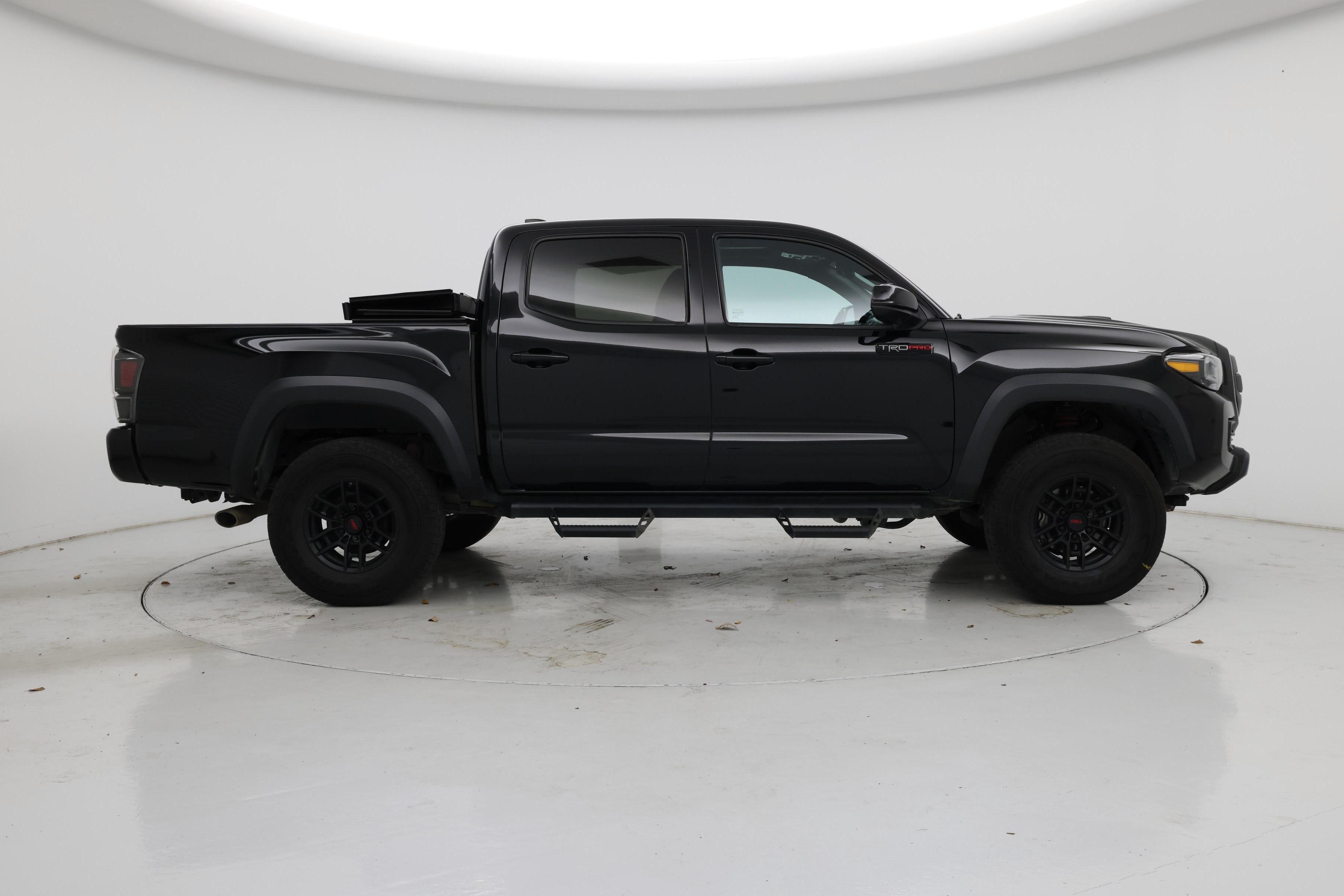Thumbnail: 2021 Toyota Tacoma - 7
