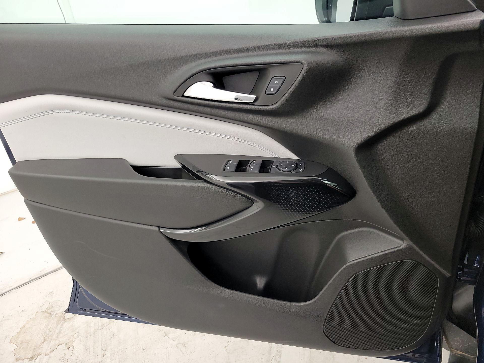 Thumbnail: 2024 Chevrolet Trax - 12