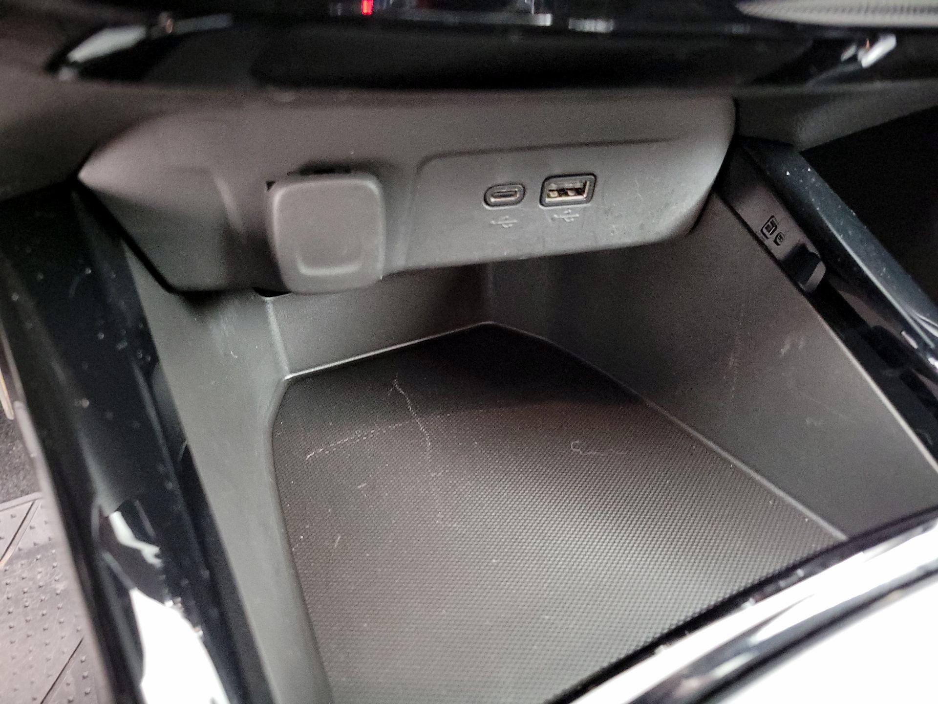 Thumbnail: 2024 Chevrolet Trax - 18