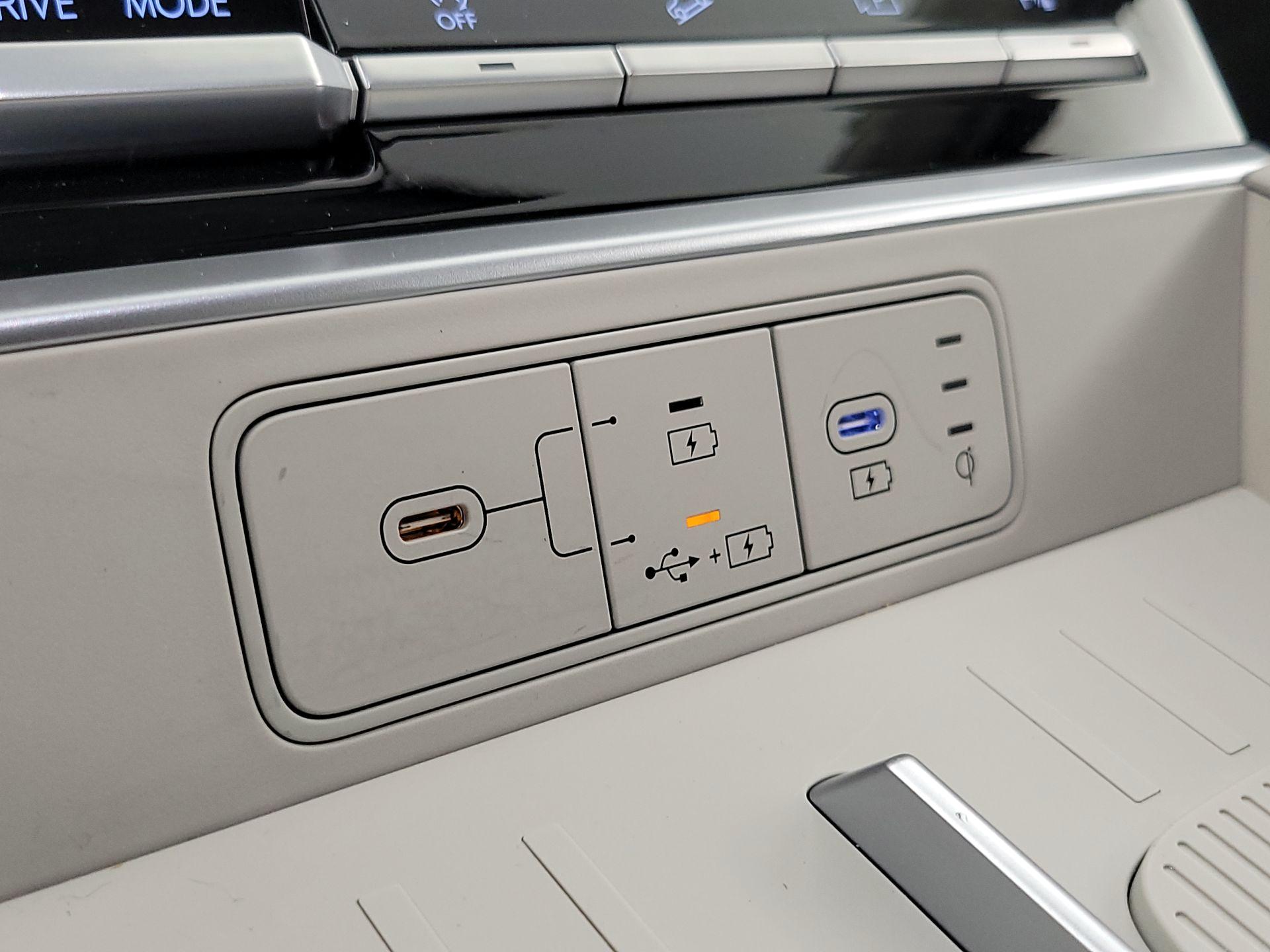 Thumbnail: 2024 Hyundai Santa Fe - 18