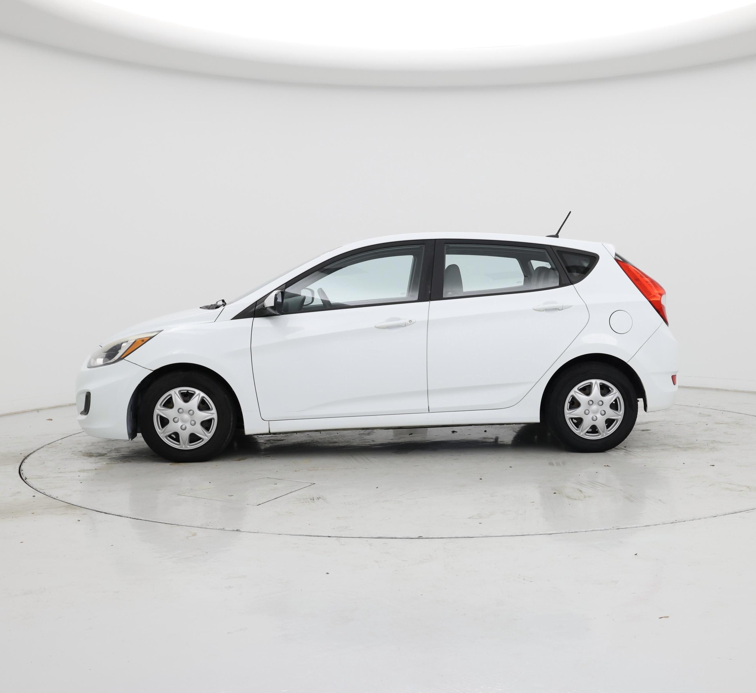 Thumbnail: 2016 Hyundai Accent - 3