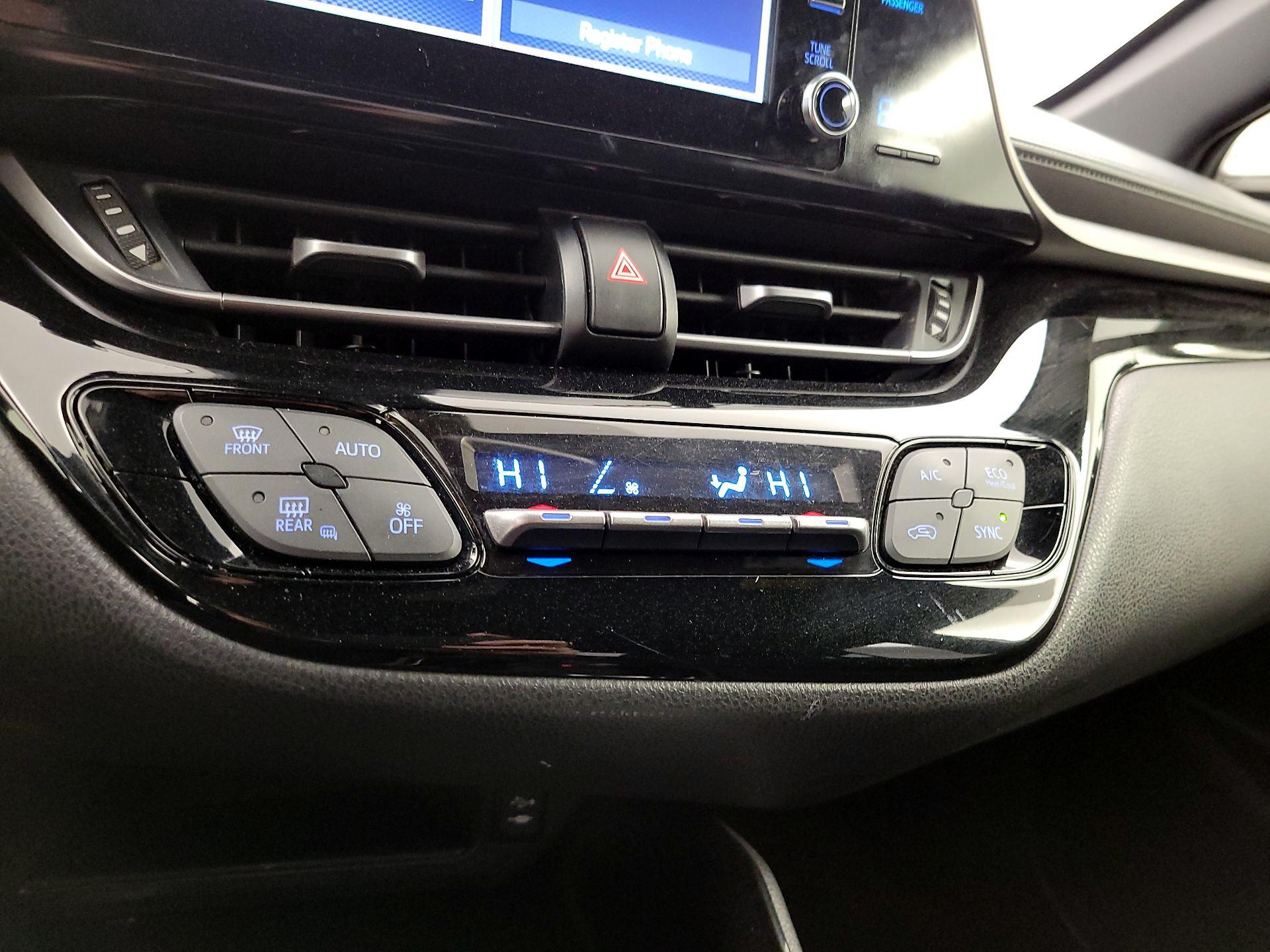 Thumbnail: 2019 Toyota C-HR - 16