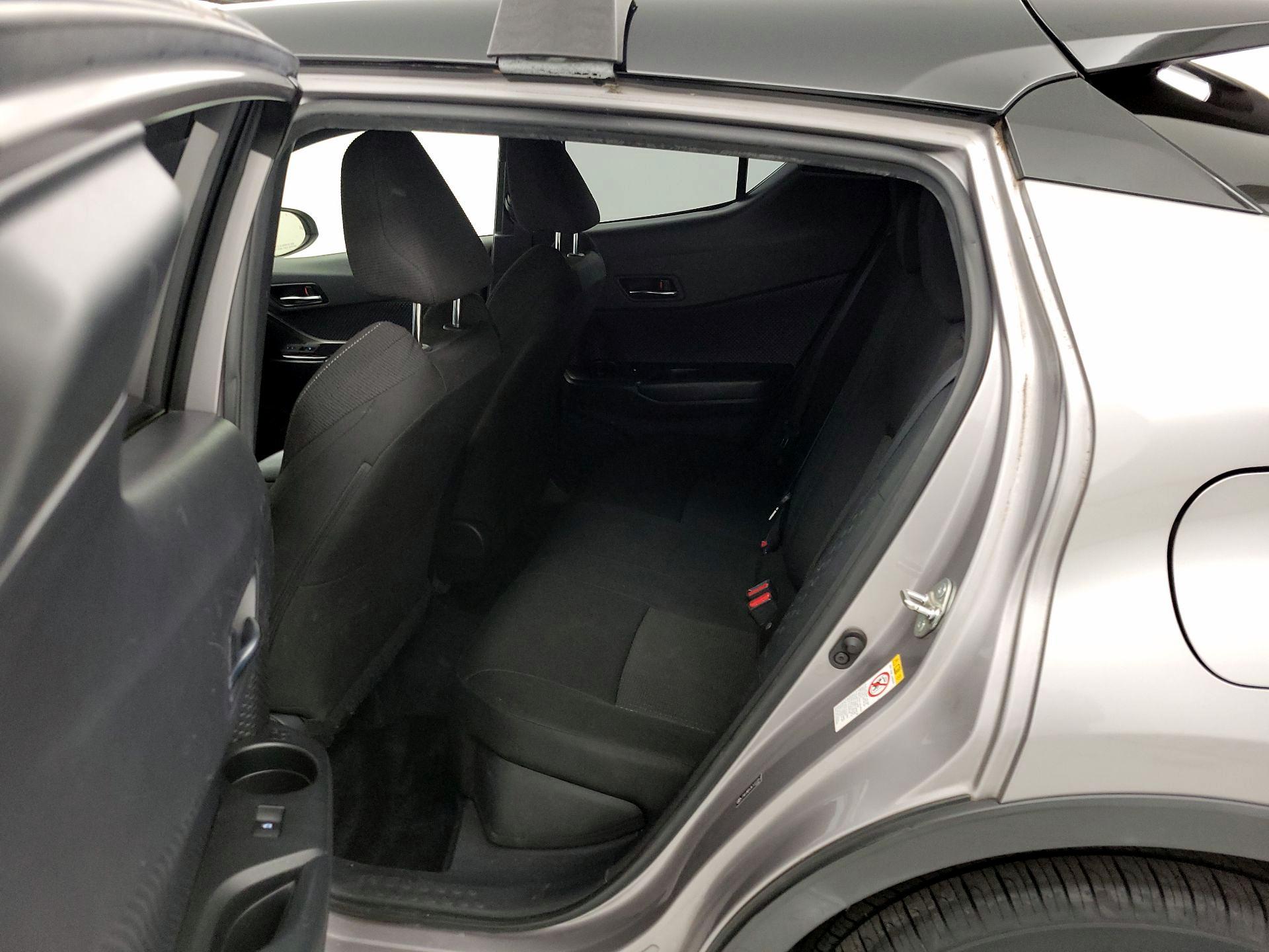 Thumbnail: 2019 Toyota C-HR - 19