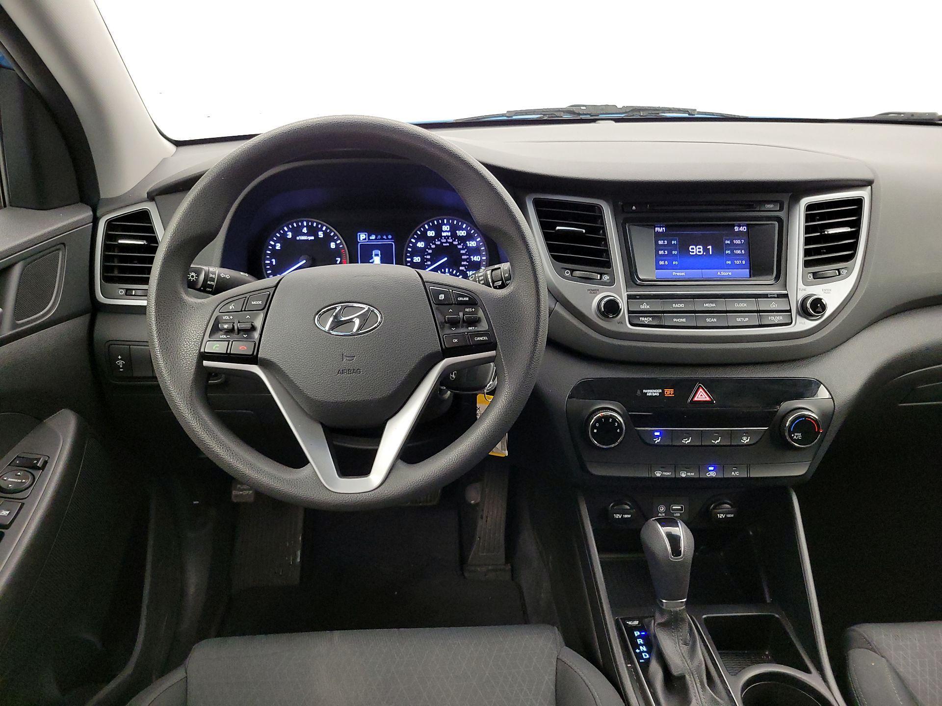 Thumbnail: 2017 Hyundai Tucson - 10