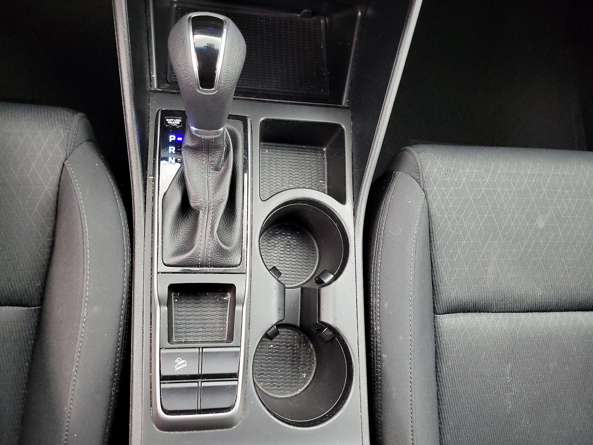 Thumbnail: 2017 Hyundai Tucson - 17