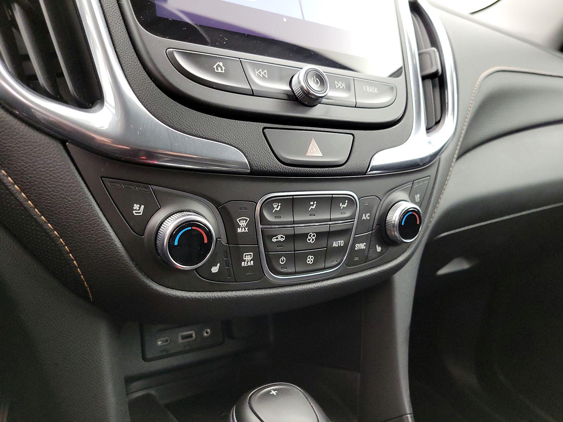 Thumbnail: 2019 Chevrolet Equinox - 16