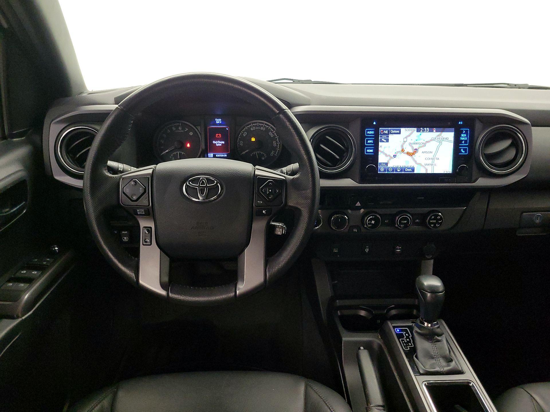 Thumbnail: 2017 Toyota Tacoma - 10