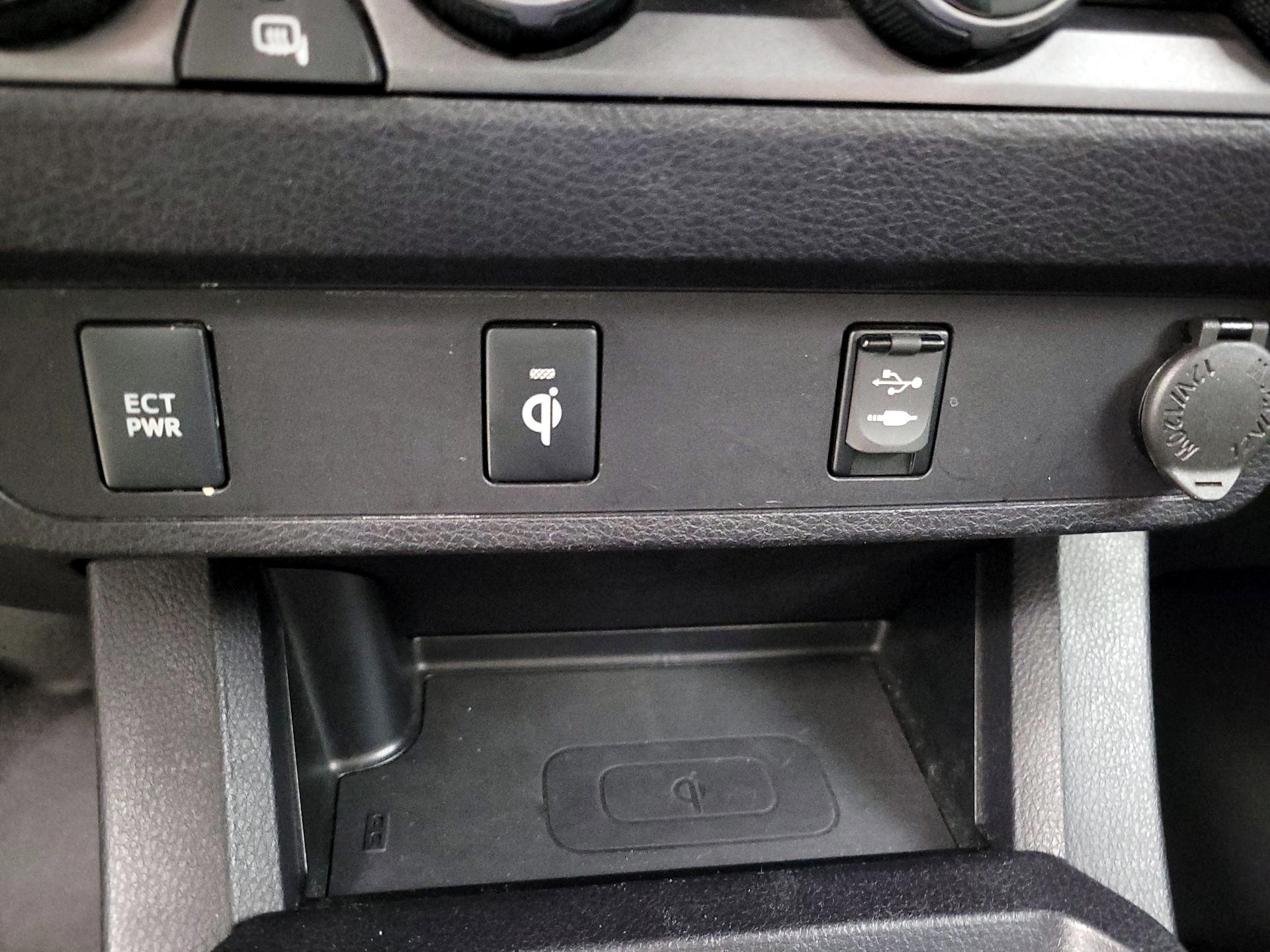 Thumbnail: 2017 Toyota Tacoma - 19