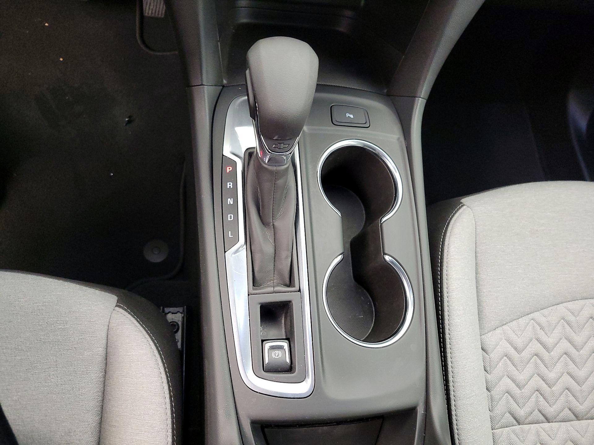 Thumbnail: 2022 Chevrolet Equinox - 17