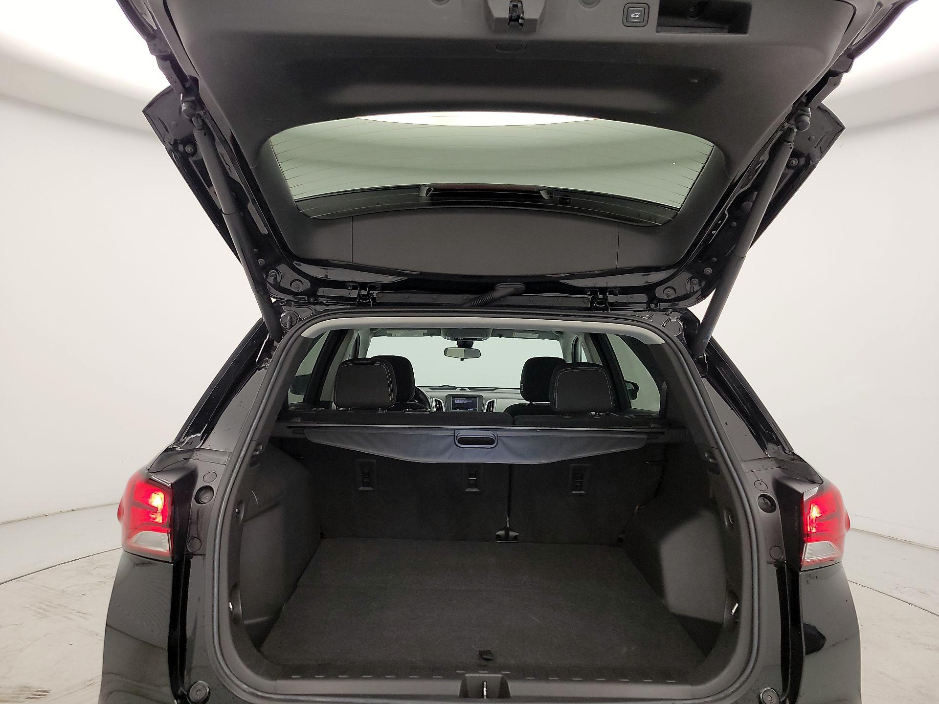 Thumbnail: 2022 Chevrolet Equinox - 20