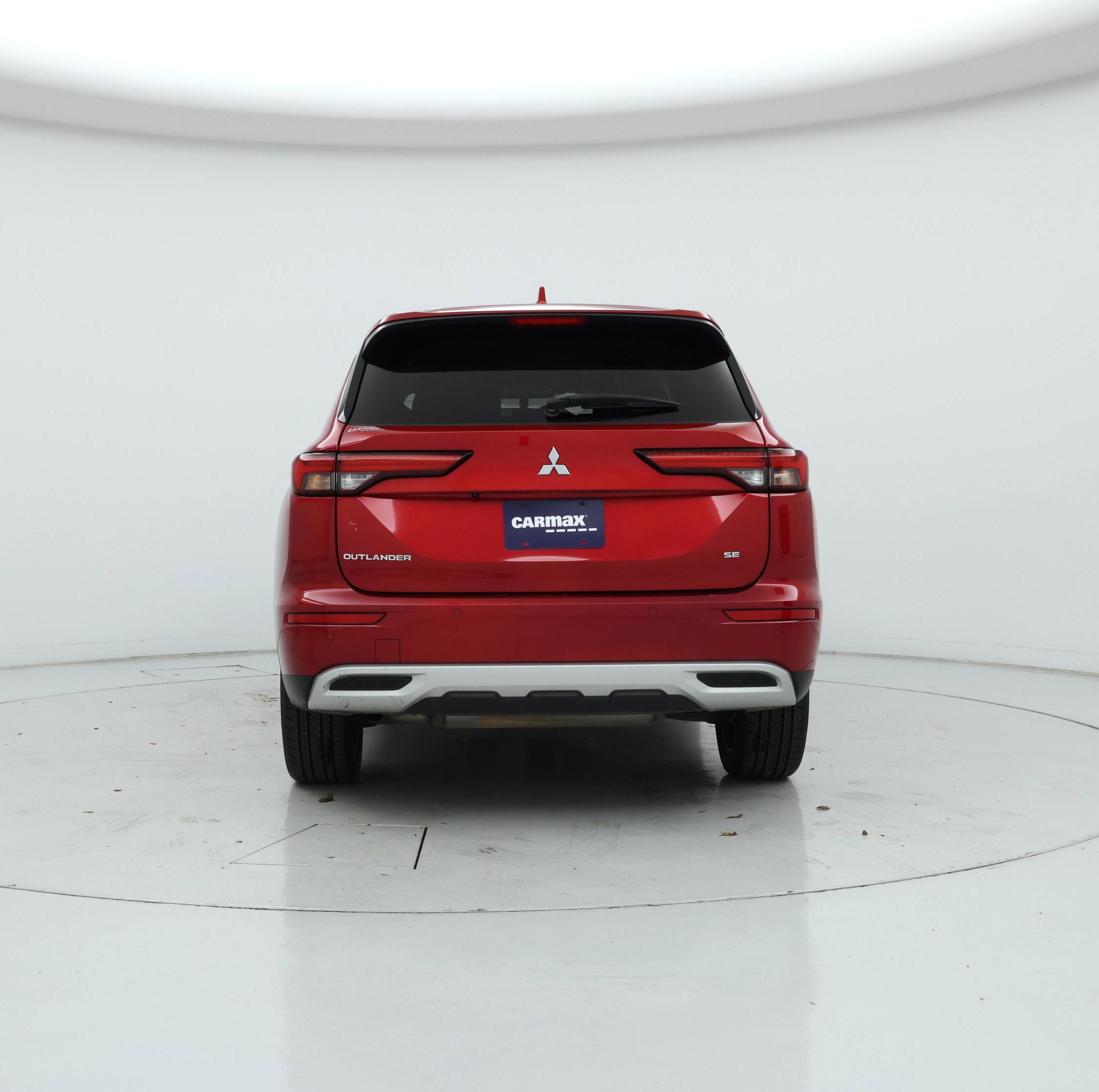 Thumbnail: 2023 Mitsubishi Outlander - 6